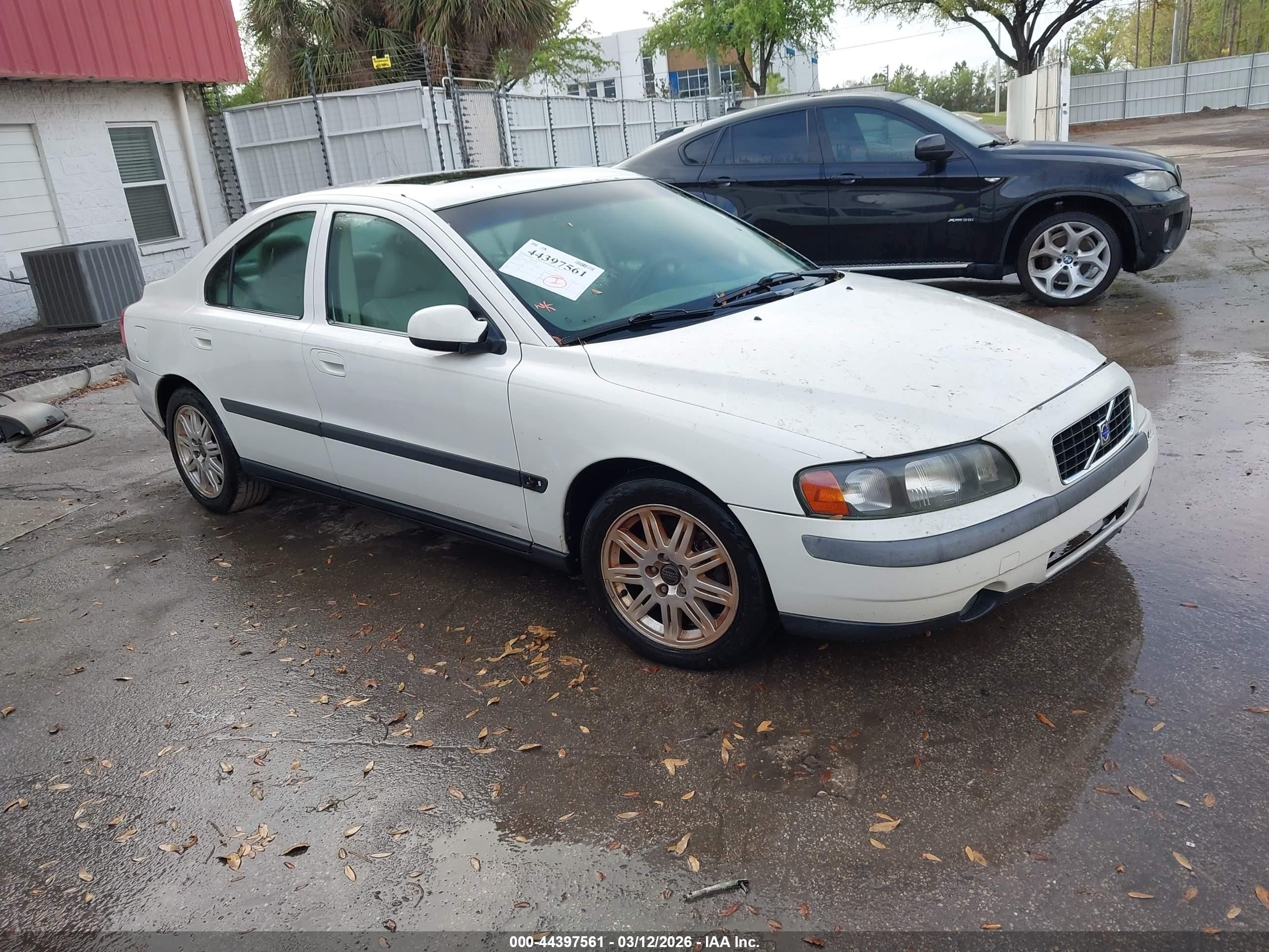 YV1RS61T532273161