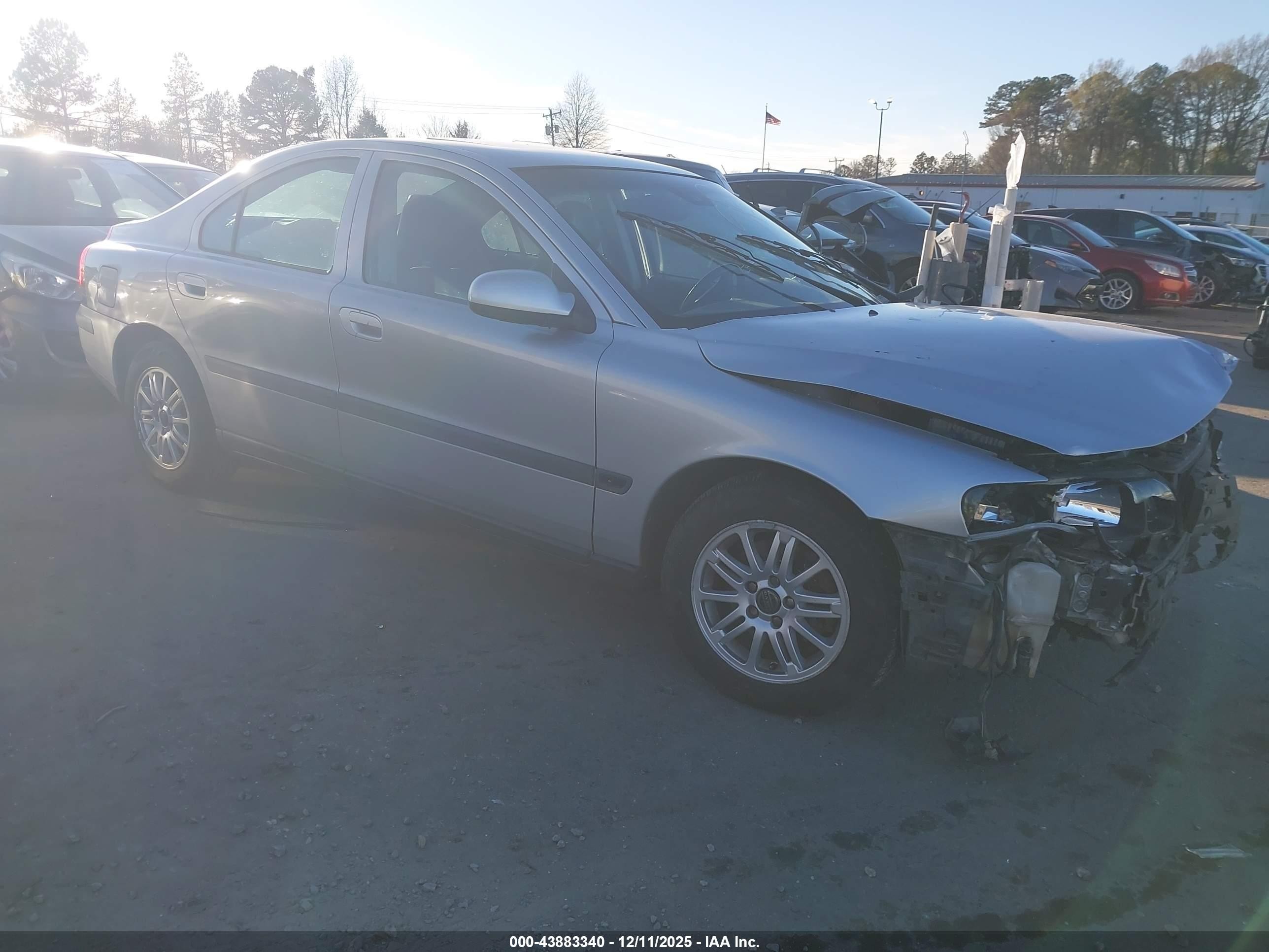 YV1RS61T832284378