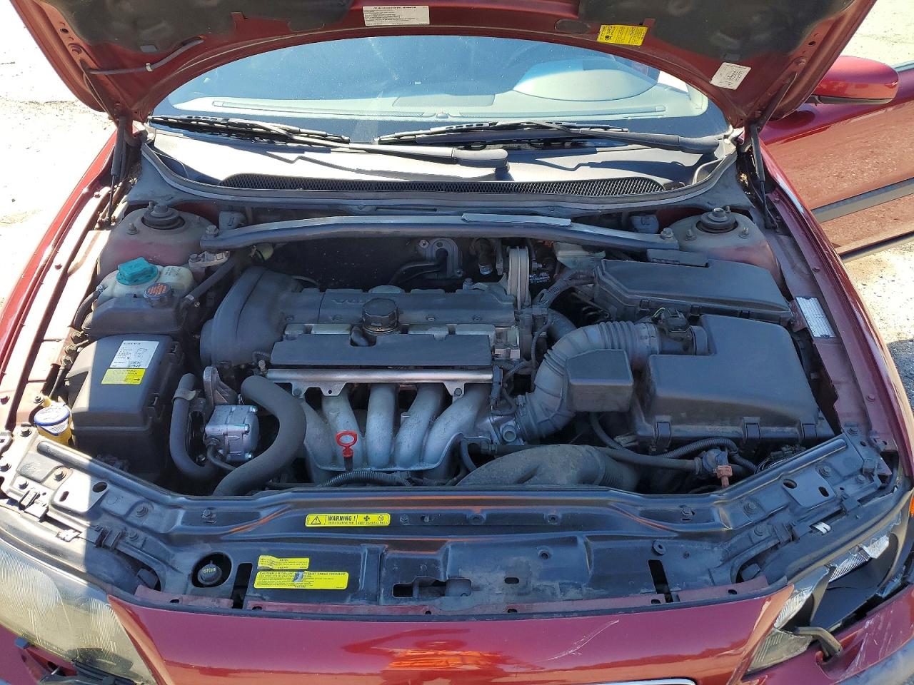 2004 Volvo S60 Red vin: YV1RS61T942320791