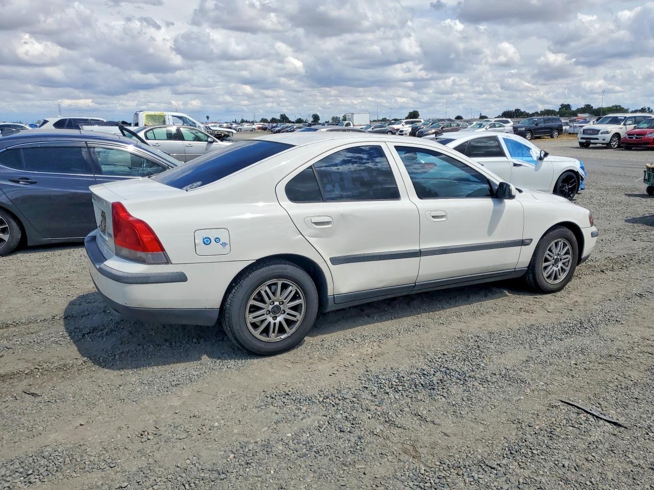 2003 Volvo S60 White vin: YV1RS64A132252317