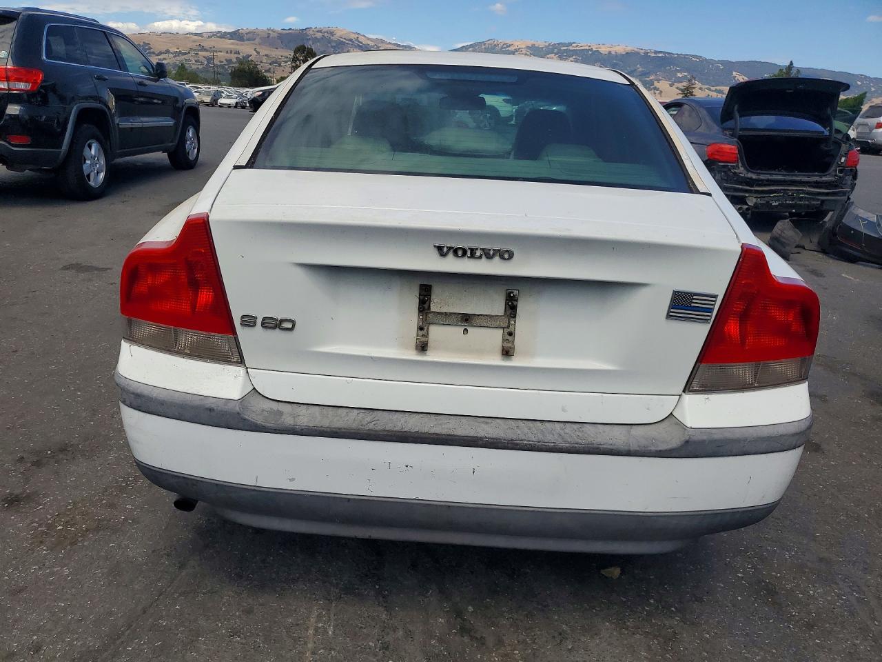 2004 Volvo S60 White vin: YV1RS64A342347995