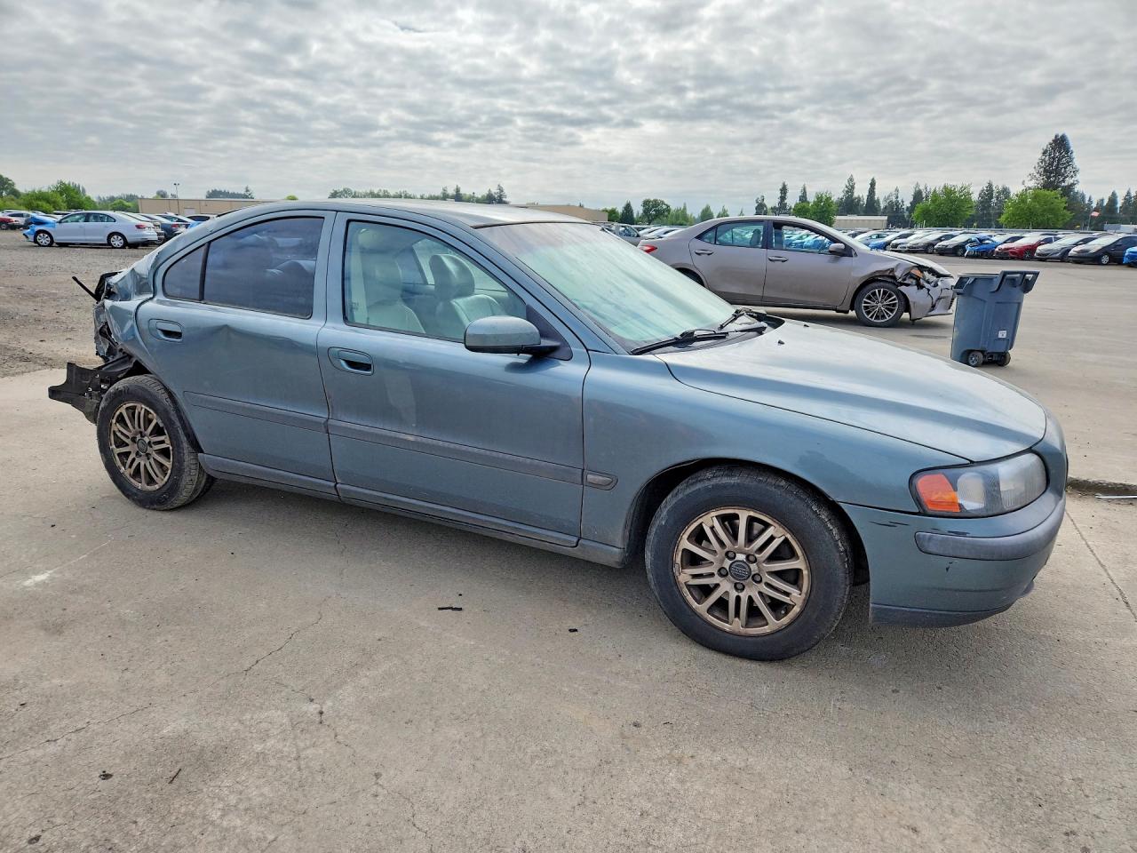 2004 Volvo S60 Green vin: YV1RS64A742358904