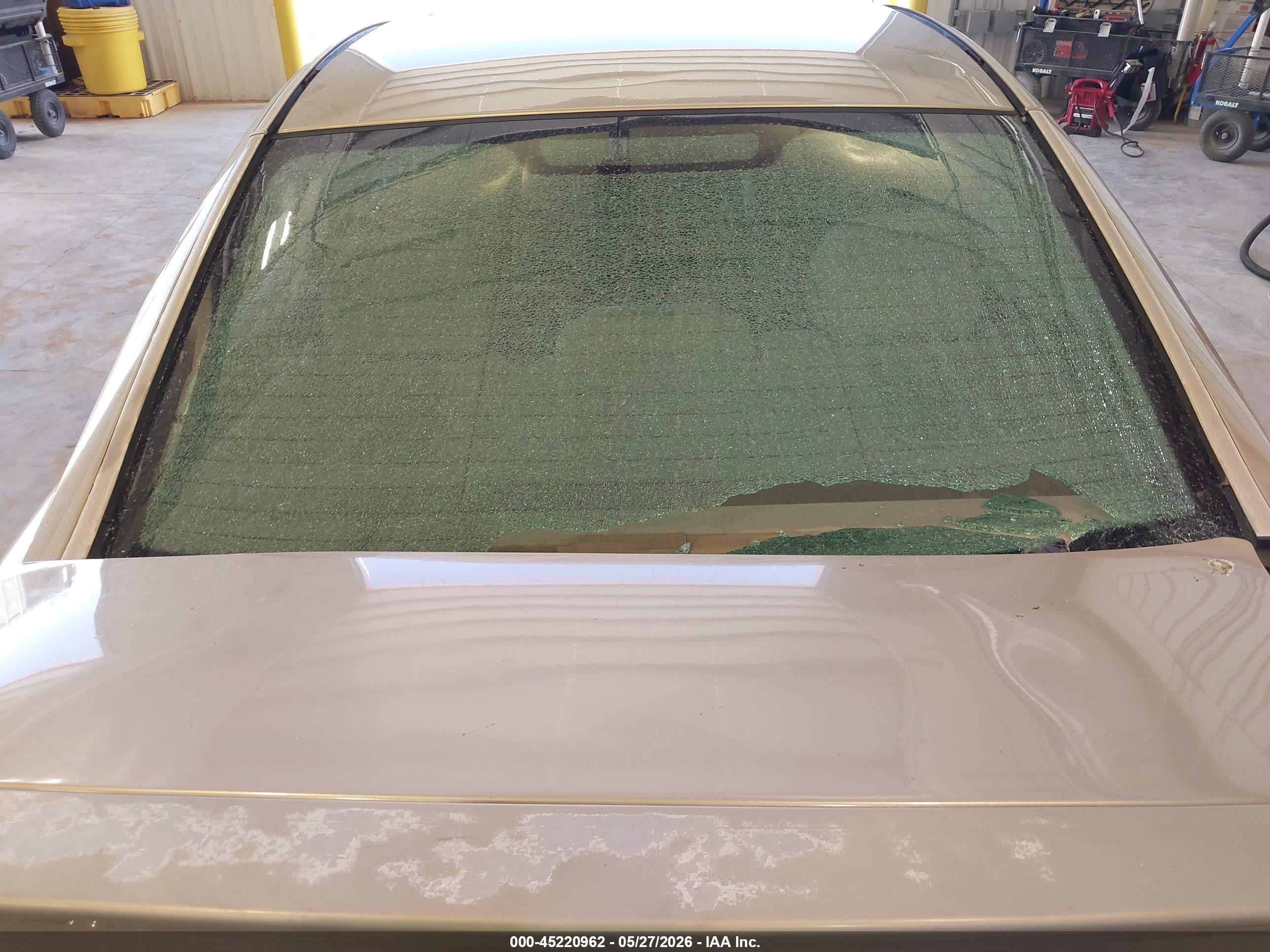 2004 Volvo S60 2.4 Beige vin: YV1RS64A942332420
