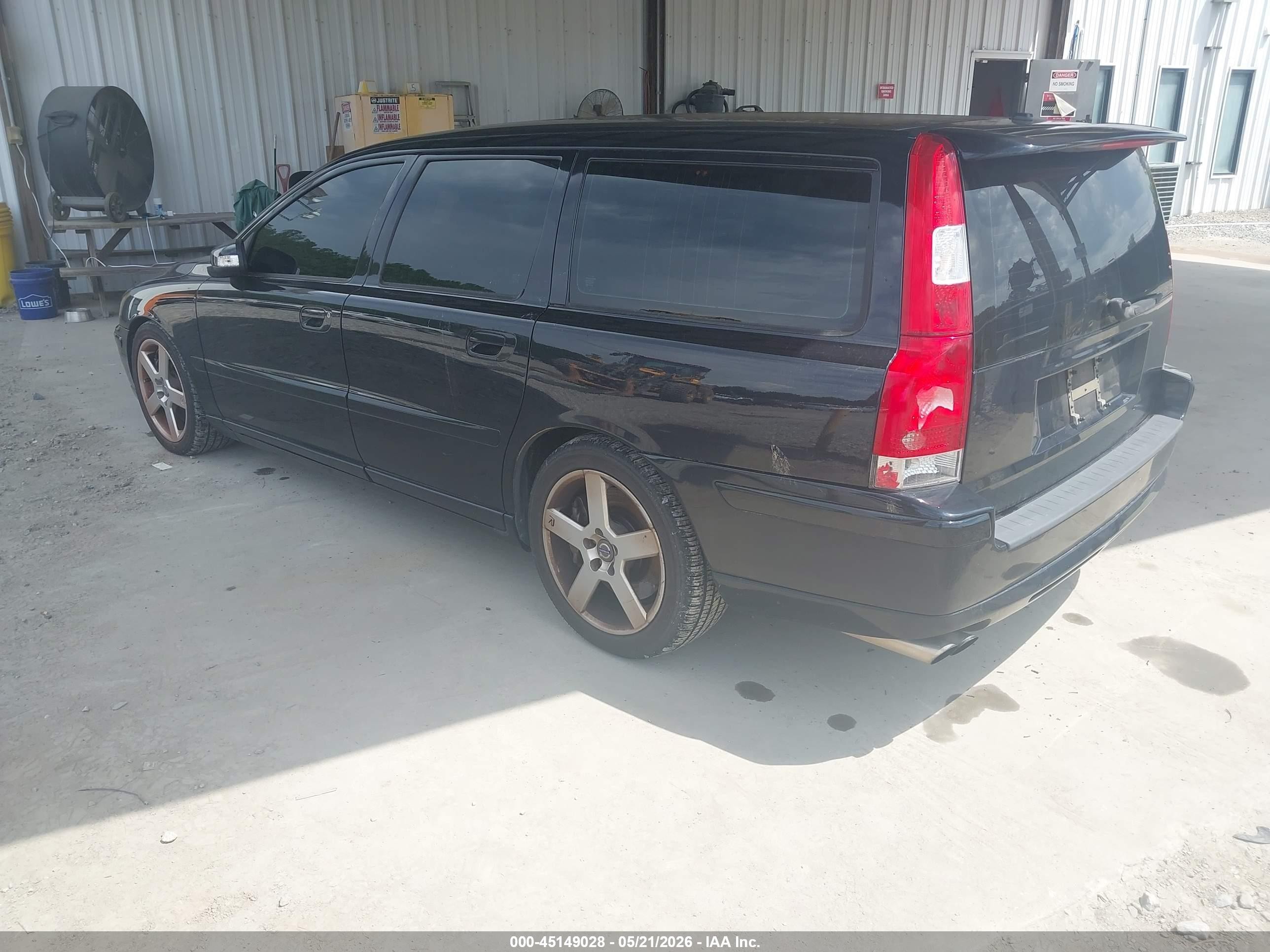 2007 Volvo V70 R Black vin: YV1SJ527572622292
