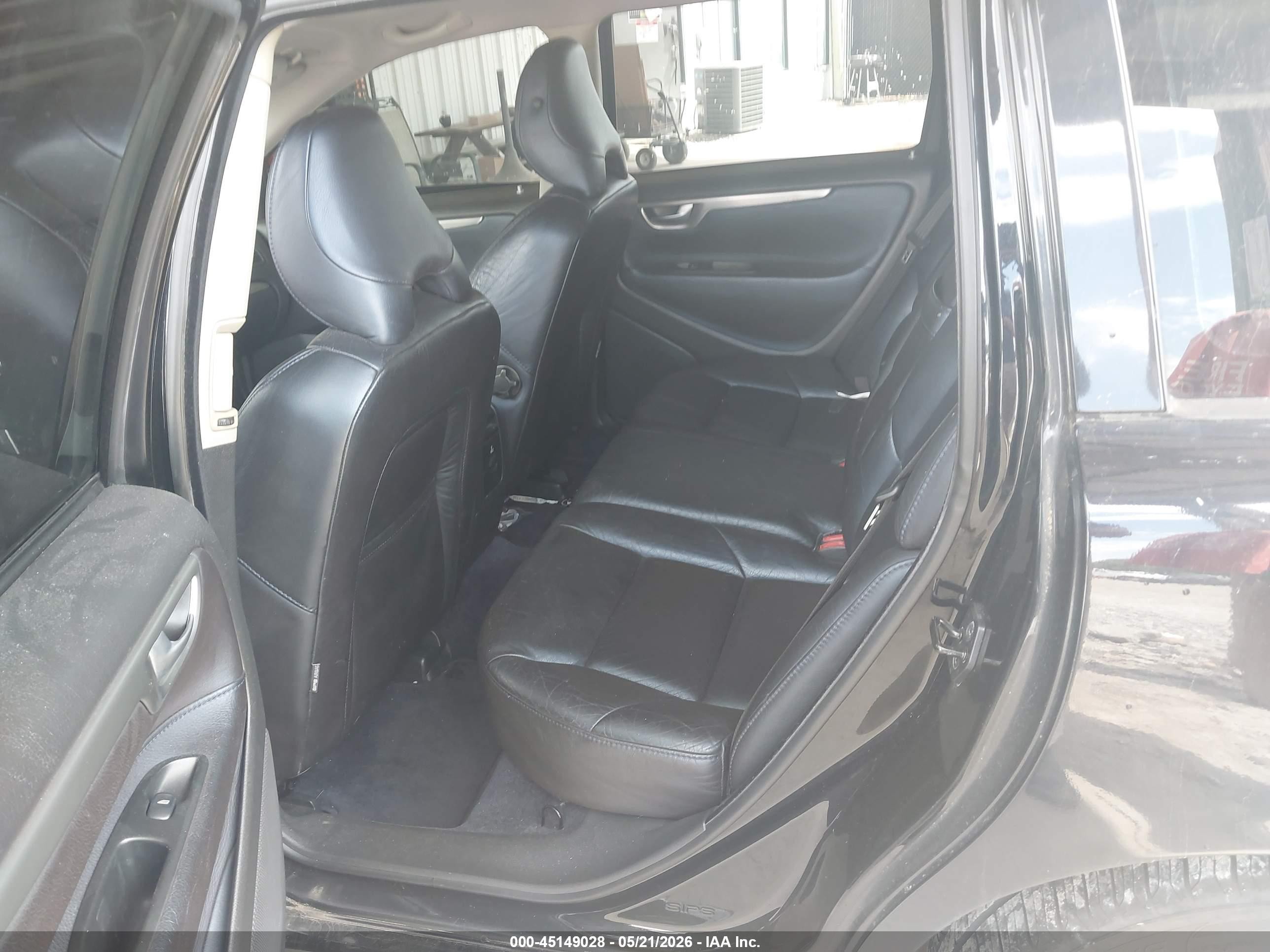 2007 Volvo V70 R Black vin: YV1SJ527572622292