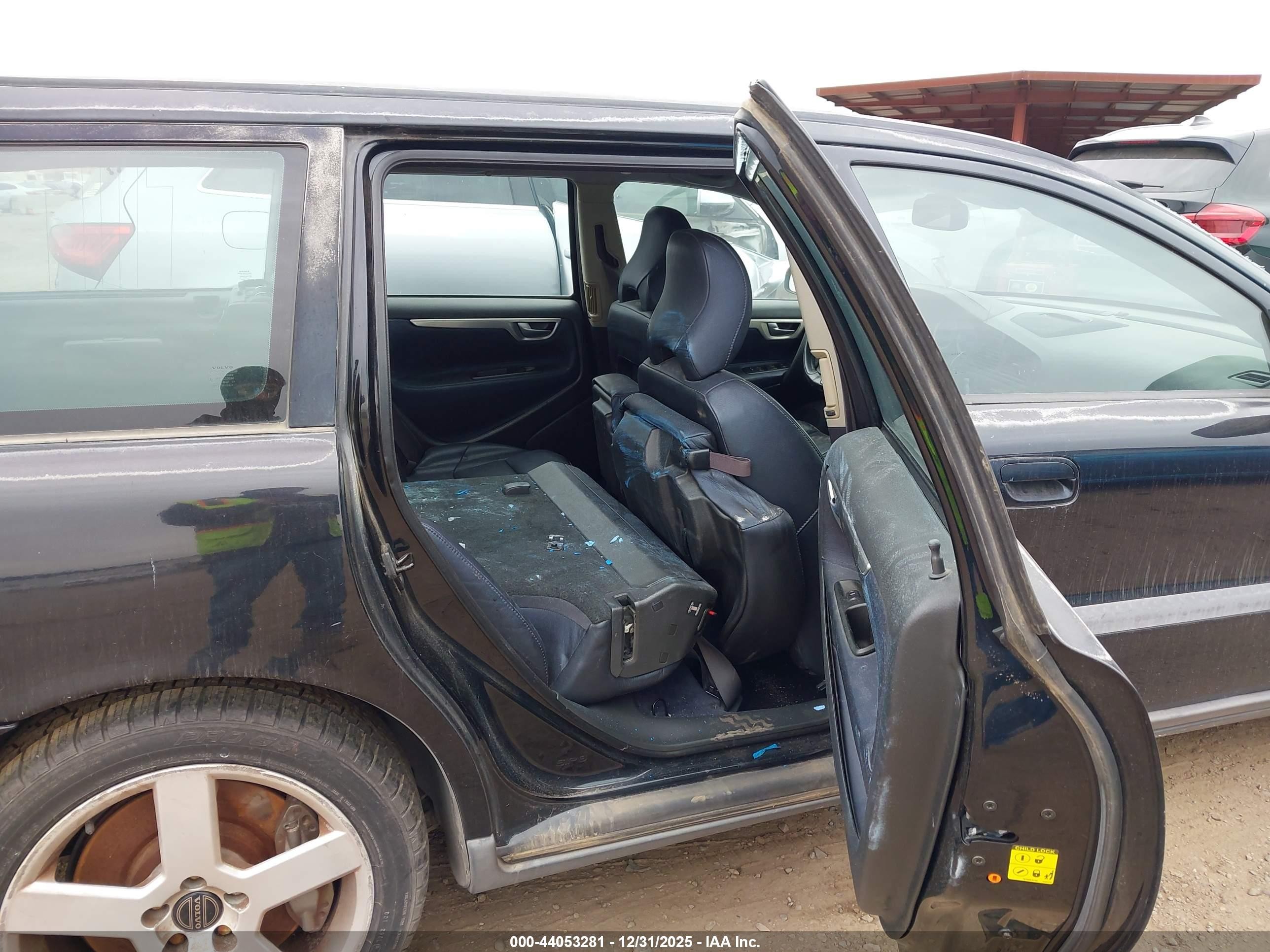 2004 Volvo V70 R Black vin: YV1SJ52Y642437964