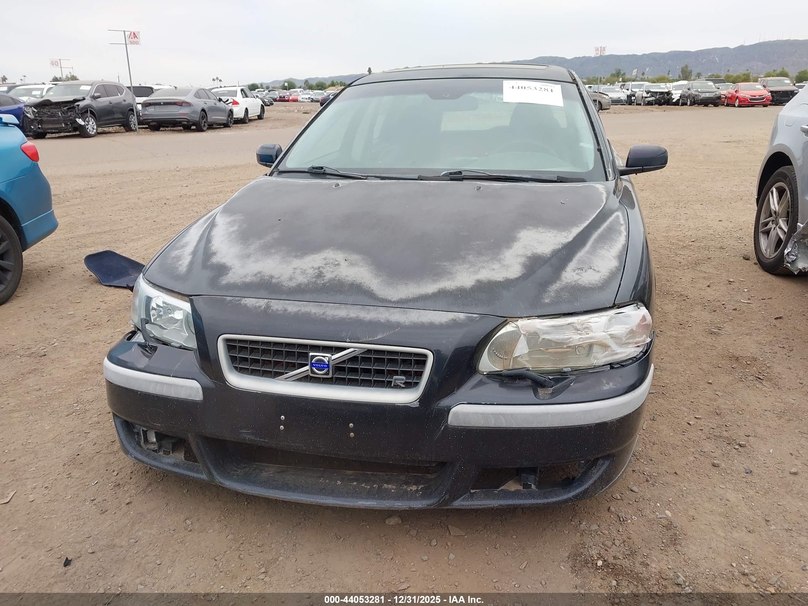 2004 Volvo V70 R Black vin: YV1SJ52Y642437964