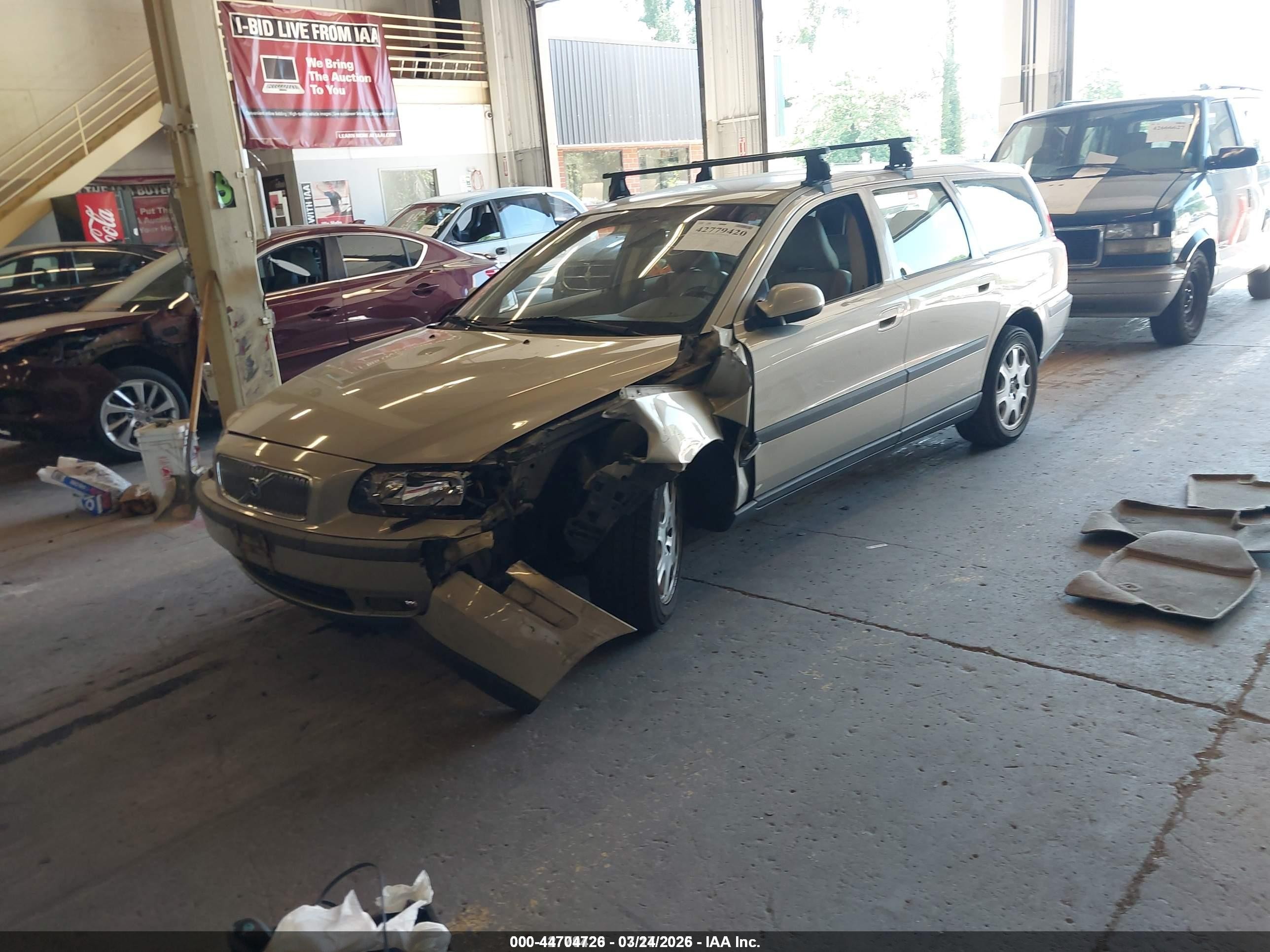 2002 Volvo V70 T5 A Sr/t5 M Sr Tan vin: YV1SW53D021179196
