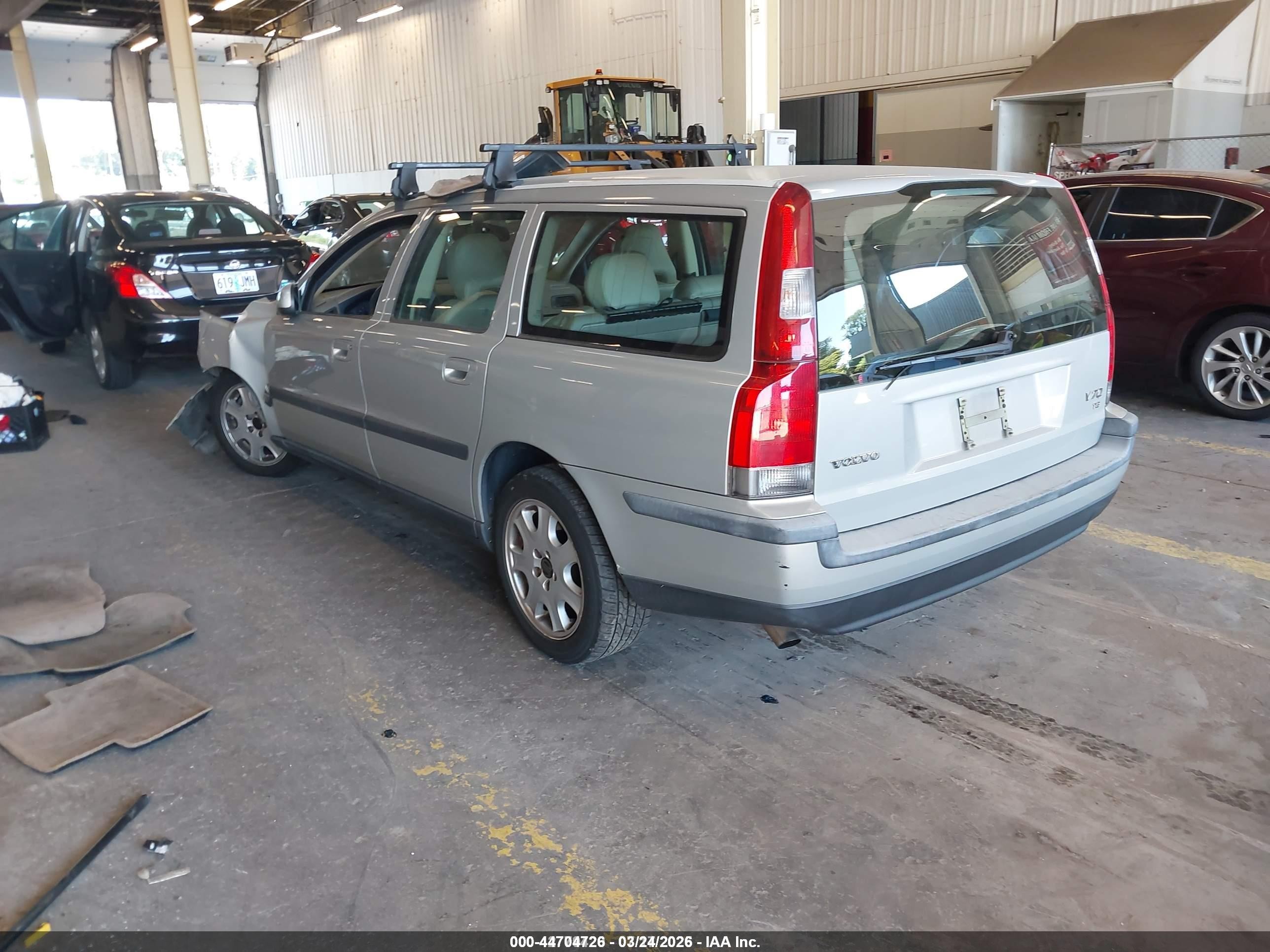 2002 Volvo V70 T5 A Sr/t5 M Sr Tan vin: YV1SW53D021179196