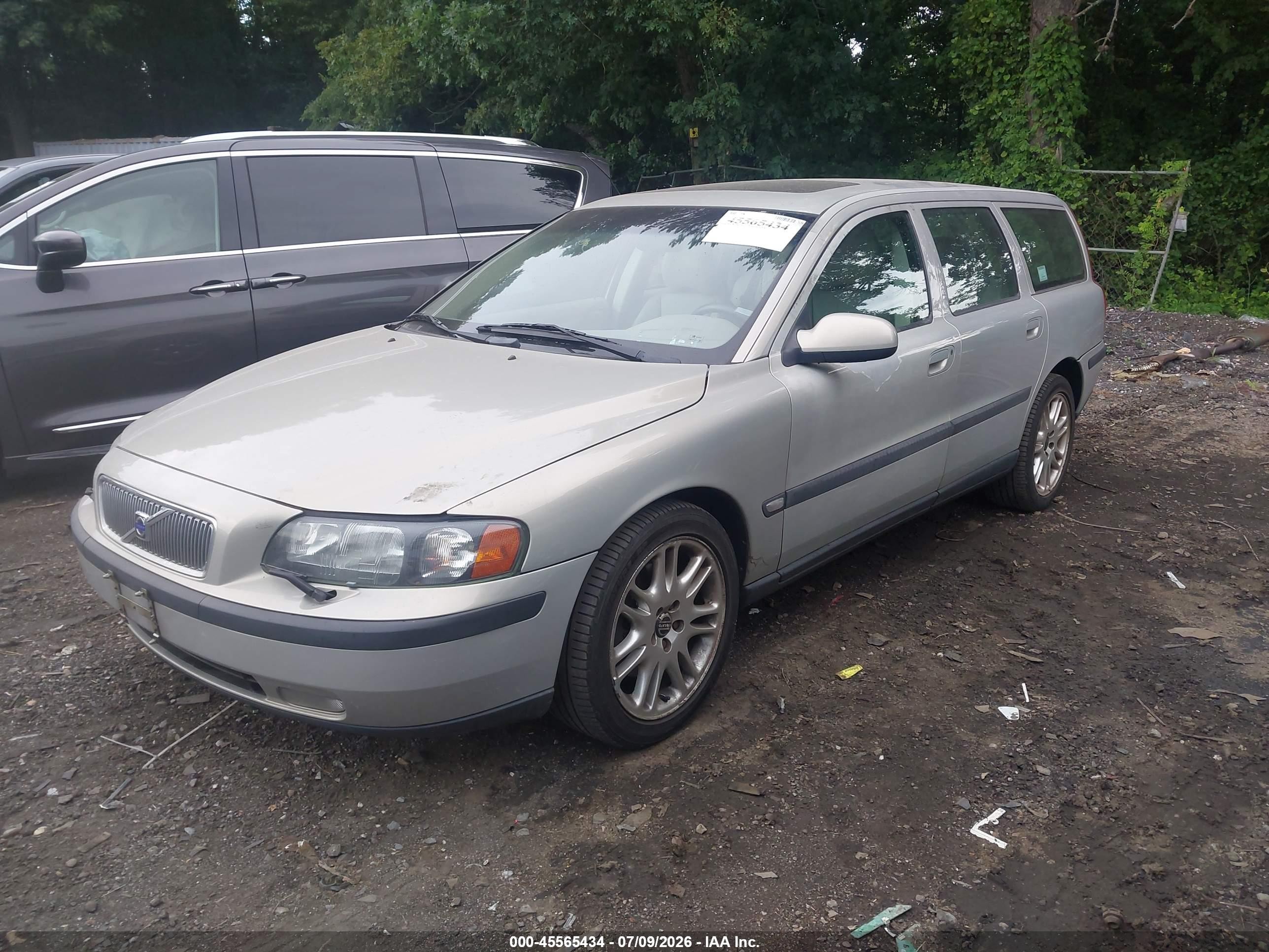 2001 Volvo V70 T5 Silver vin: YV1SW53D212101463