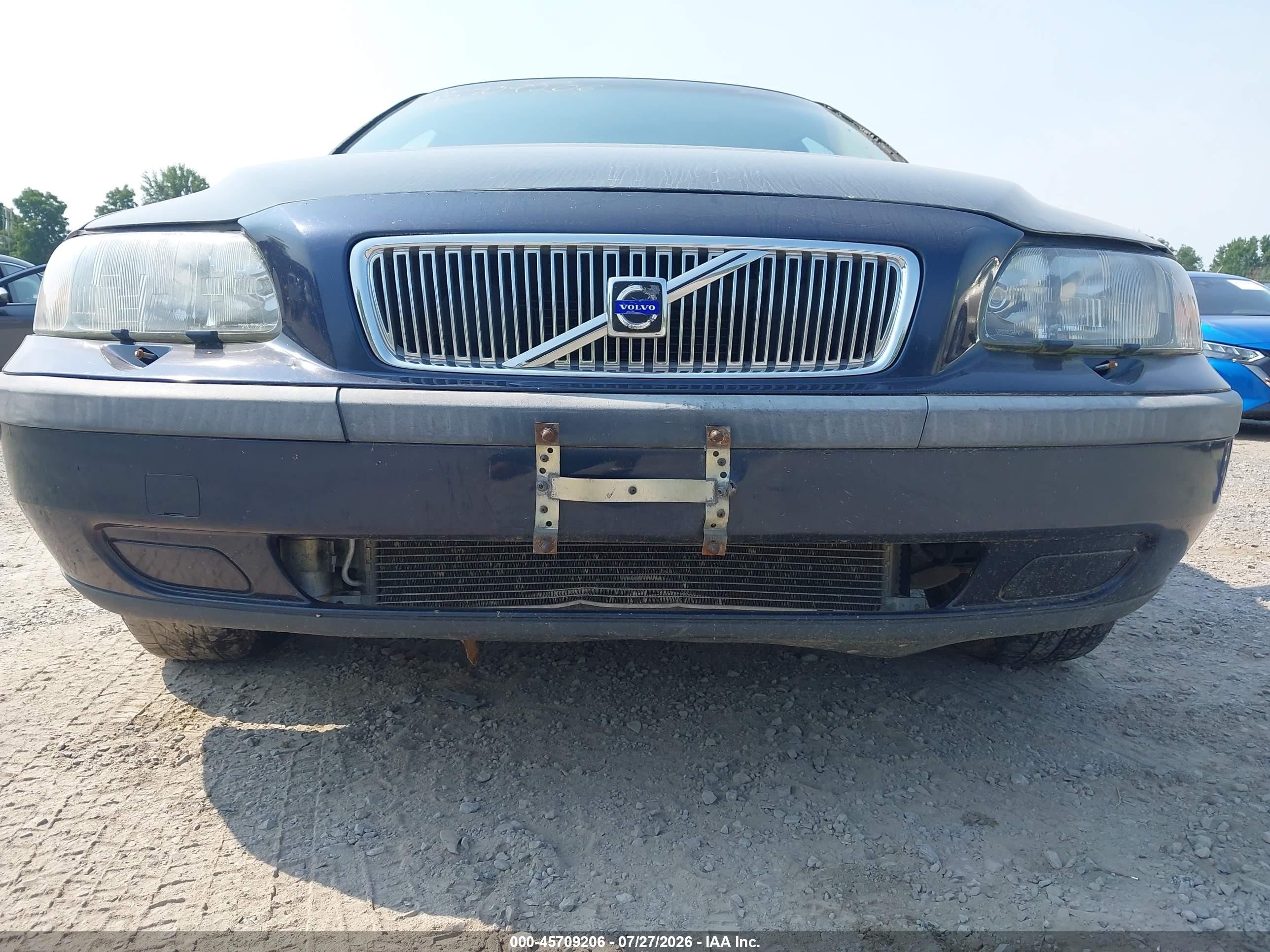 2002 Volvo V70 T5 Черный vin: YV1SW53D921174370
