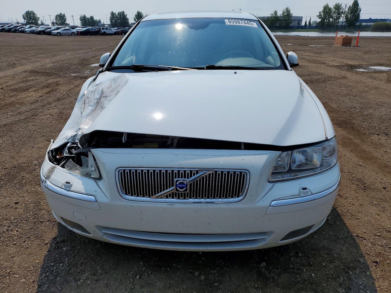 2005 Volvo V70 T5 Turbo Белый vin: YV1SW547652484970