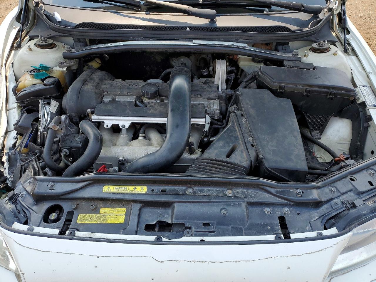 2005 Volvo V70 T5 Turbo Белый vin: YV1SW547652484970