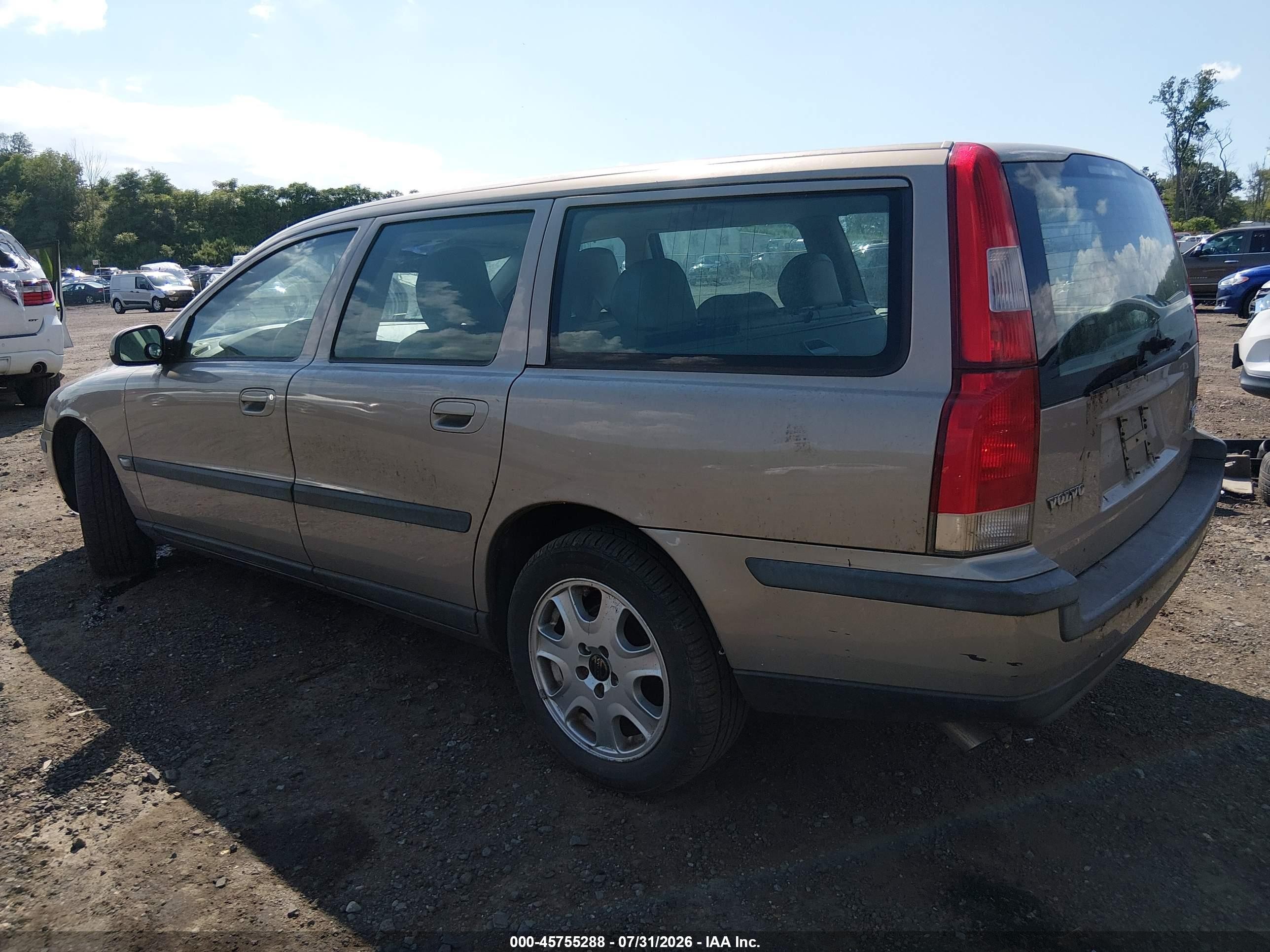 2001 Volvo V70 2.4t Tan vin: YV1SW58D212112231