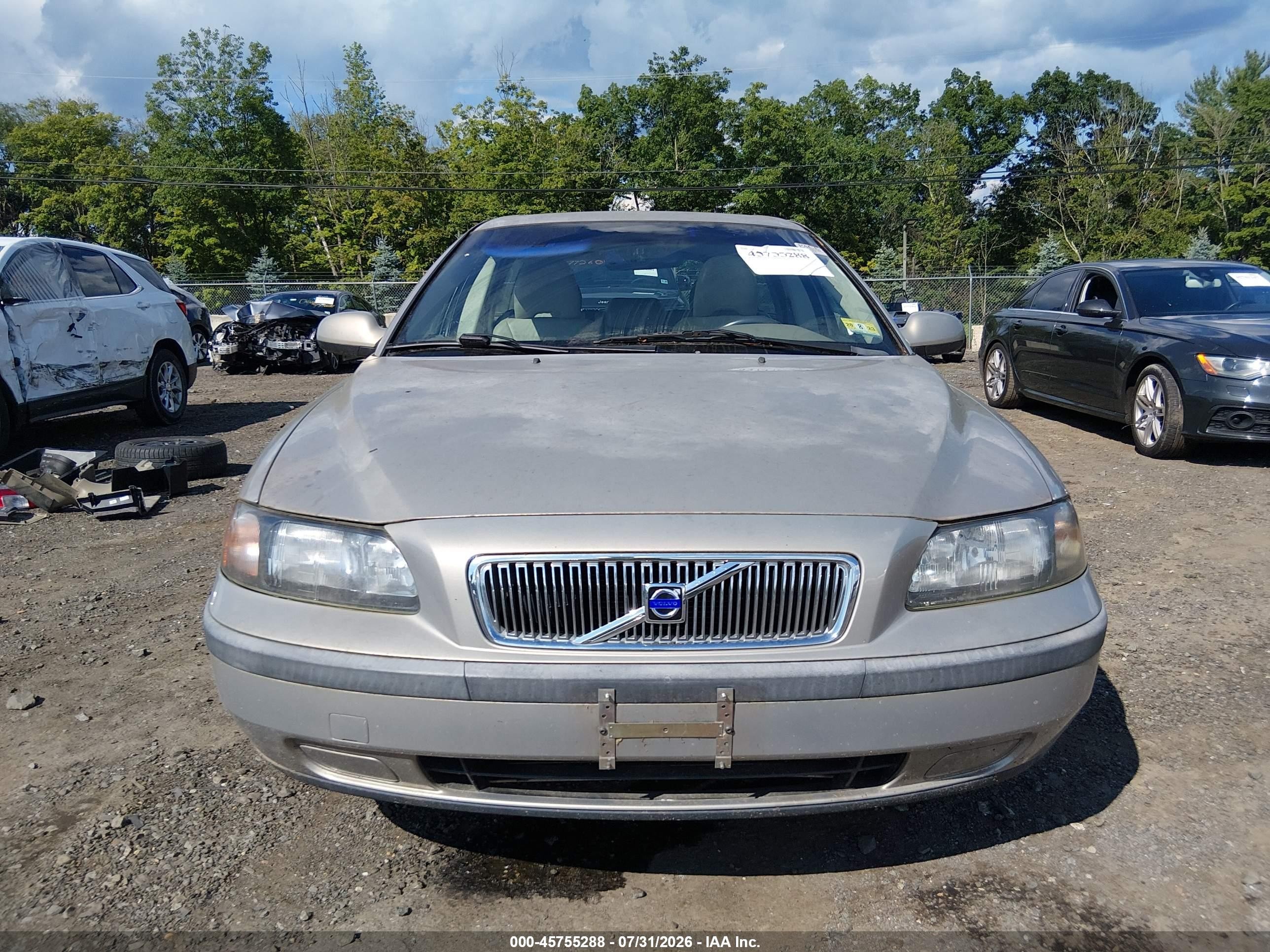 2001 Volvo V70 2.4t Tan vin: YV1SW58D212112231