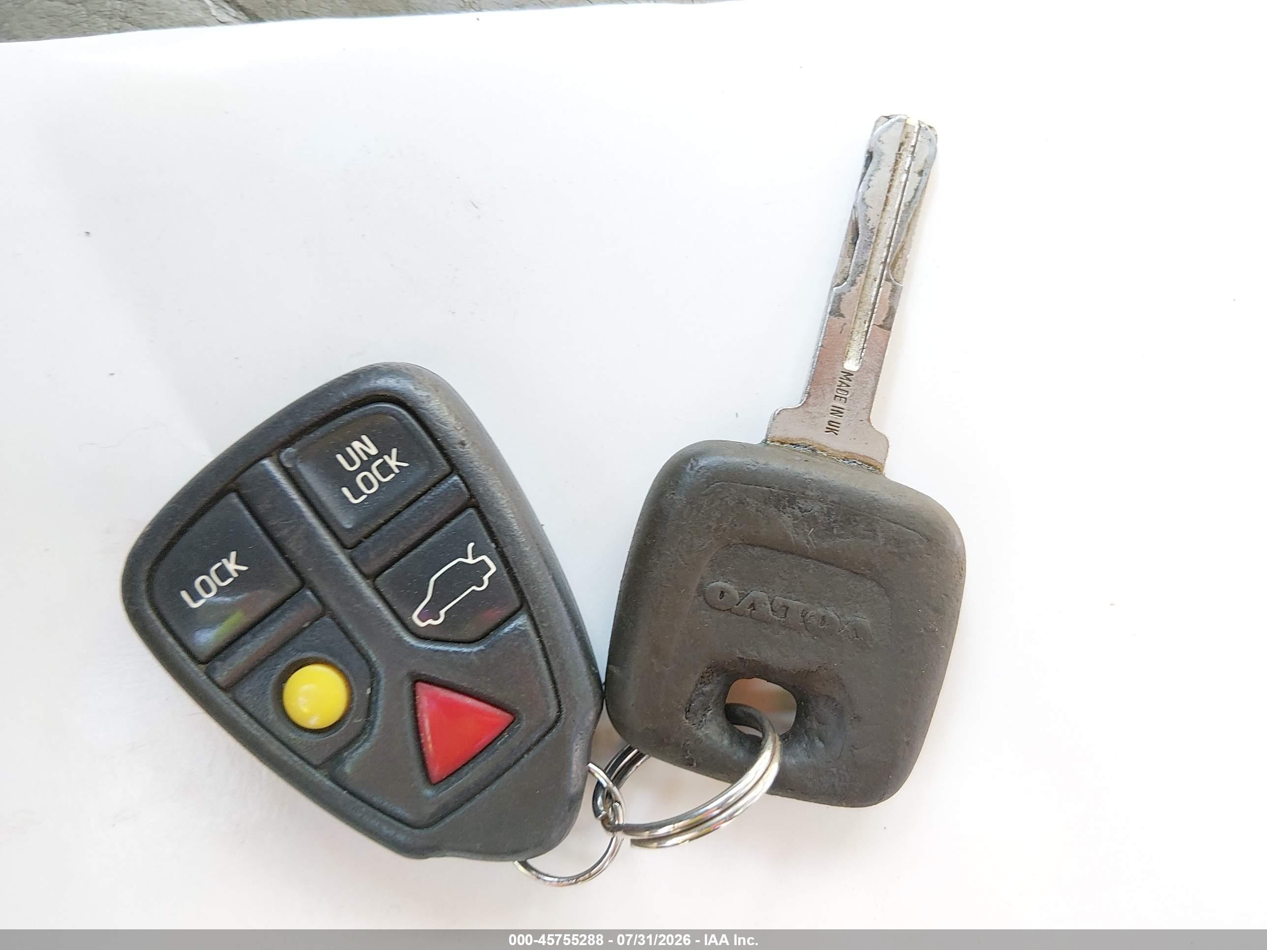2001 Volvo V70 2.4t Tan vin: YV1SW58D212112231