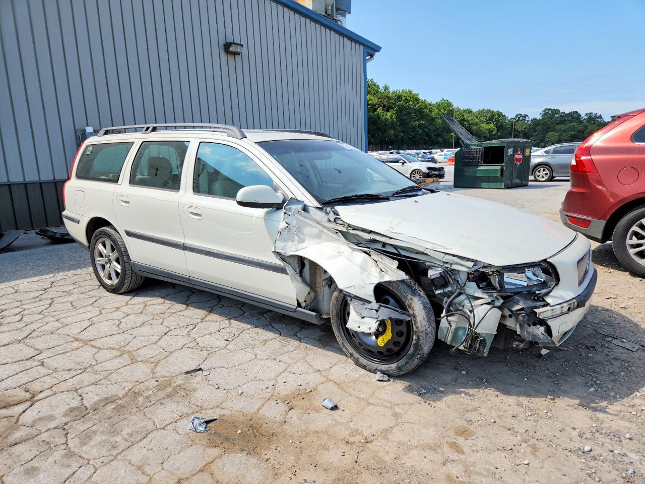 2002 Volvo V70 2.4t White vin: YV1SW58D722216795