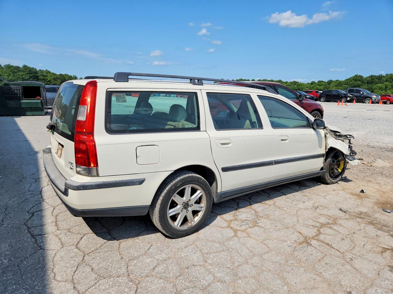 2002 Volvo V70 2.4t White vin: YV1SW58D722216795