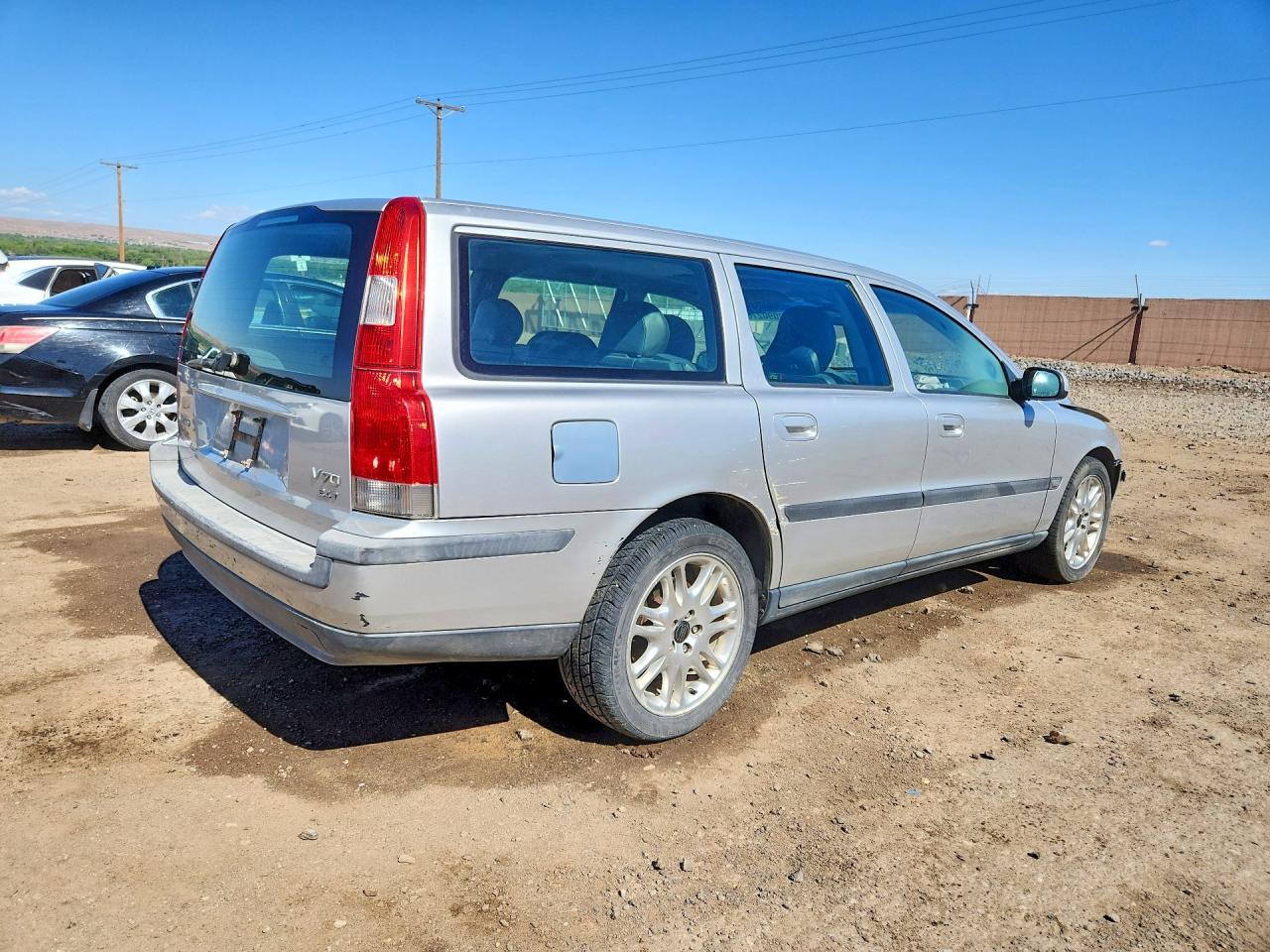 2002 Volvo V70 2.4t Серебряный vin: YV1SW58D922239902