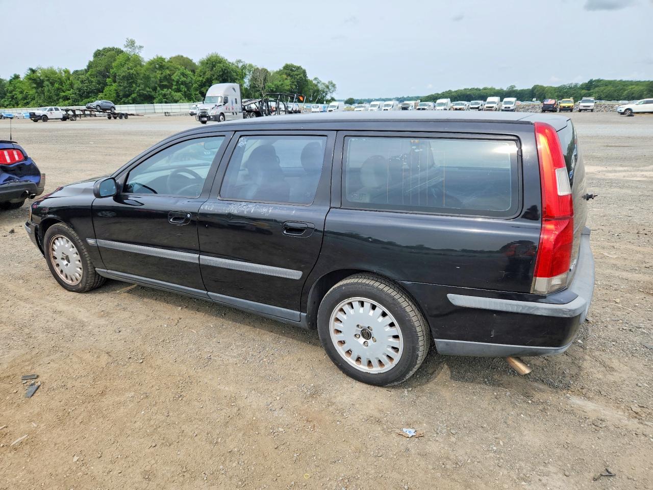 2001 Volvo V70 2.4t Черный vin: YV1SW58DX12043885