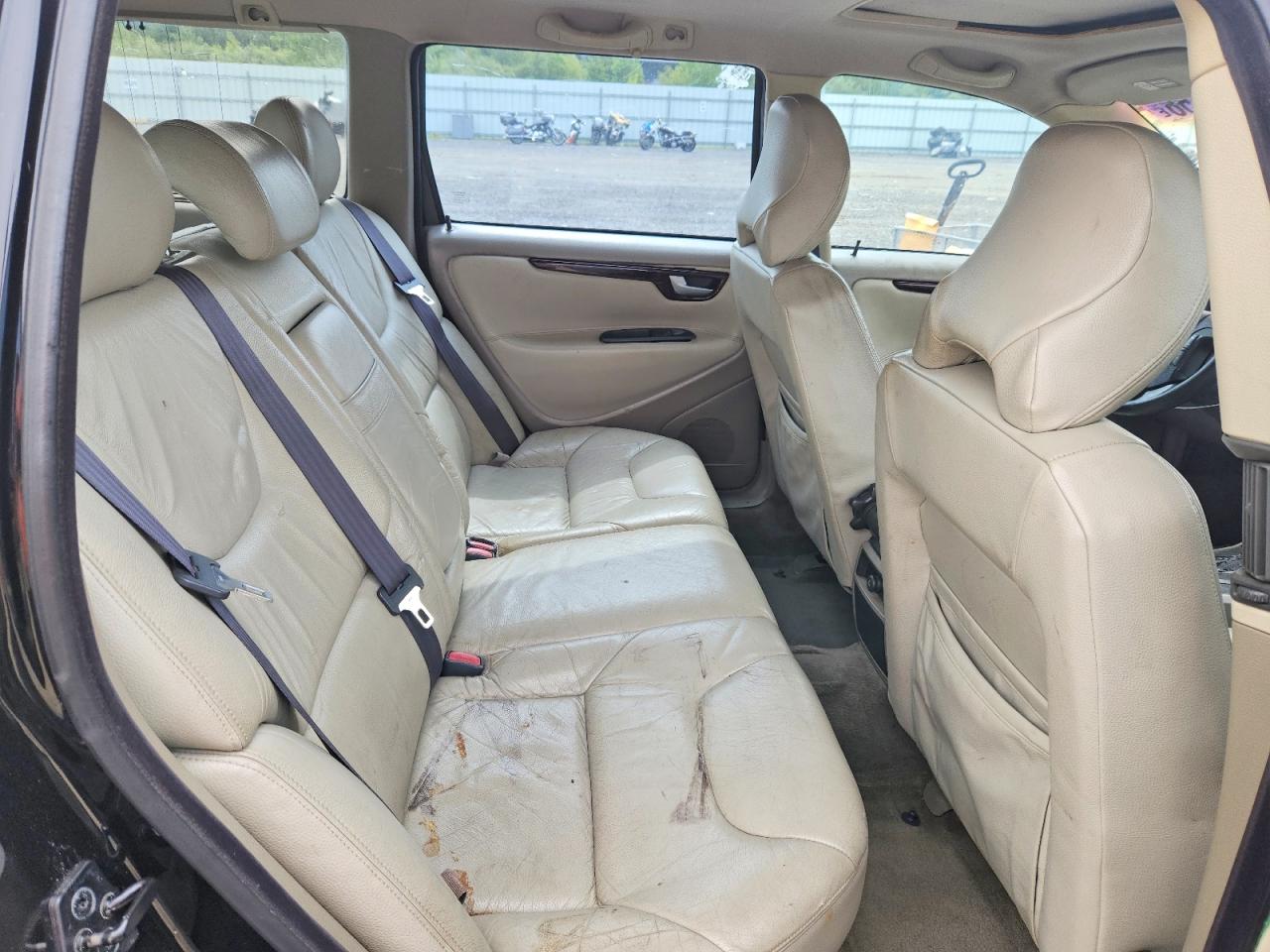 2001 Volvo V70 2.4t Черный vin: YV1SW58DX12043885