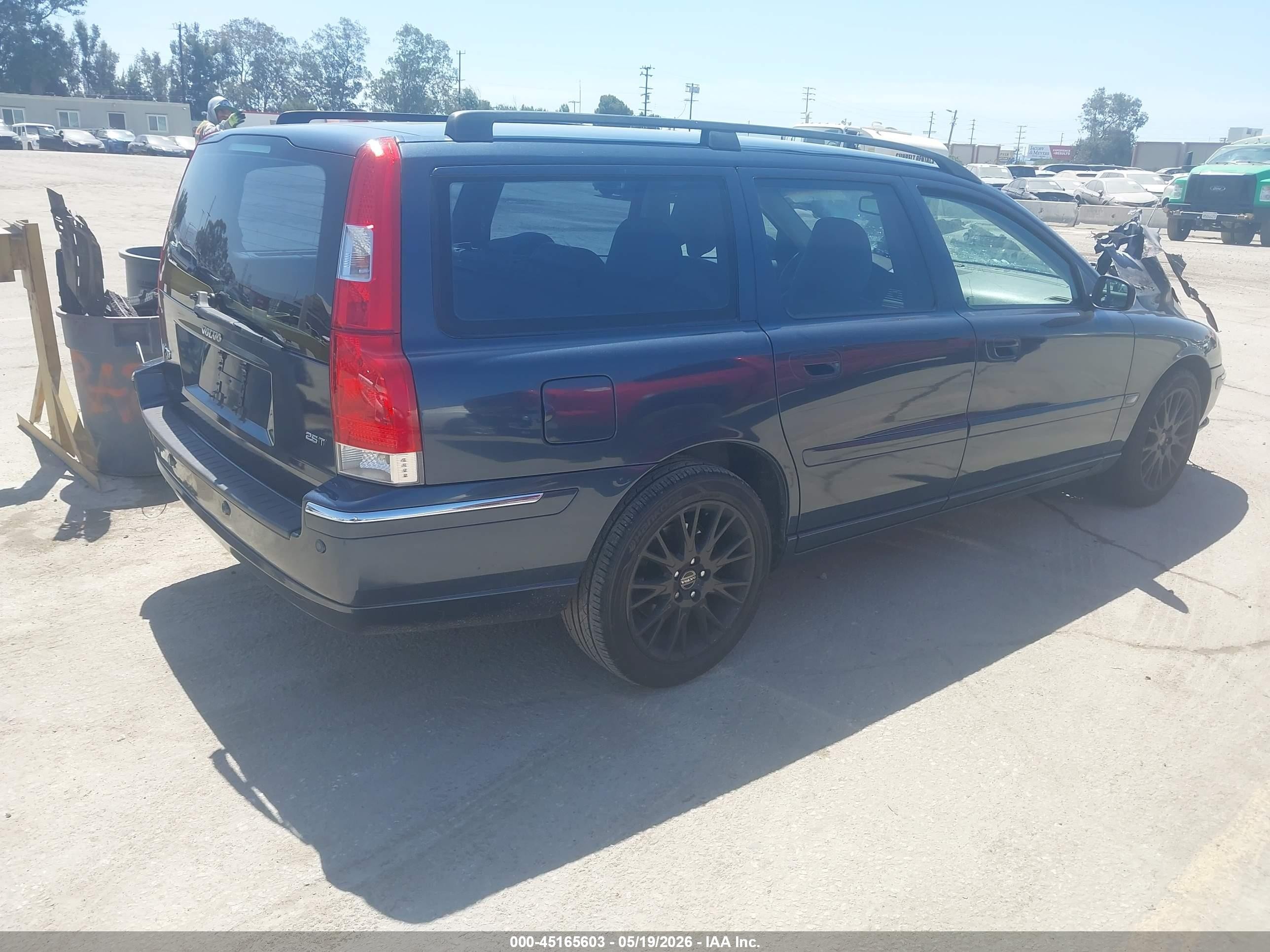 2006 Volvo V70 2.5t Blue vin: YV1SW592062581161