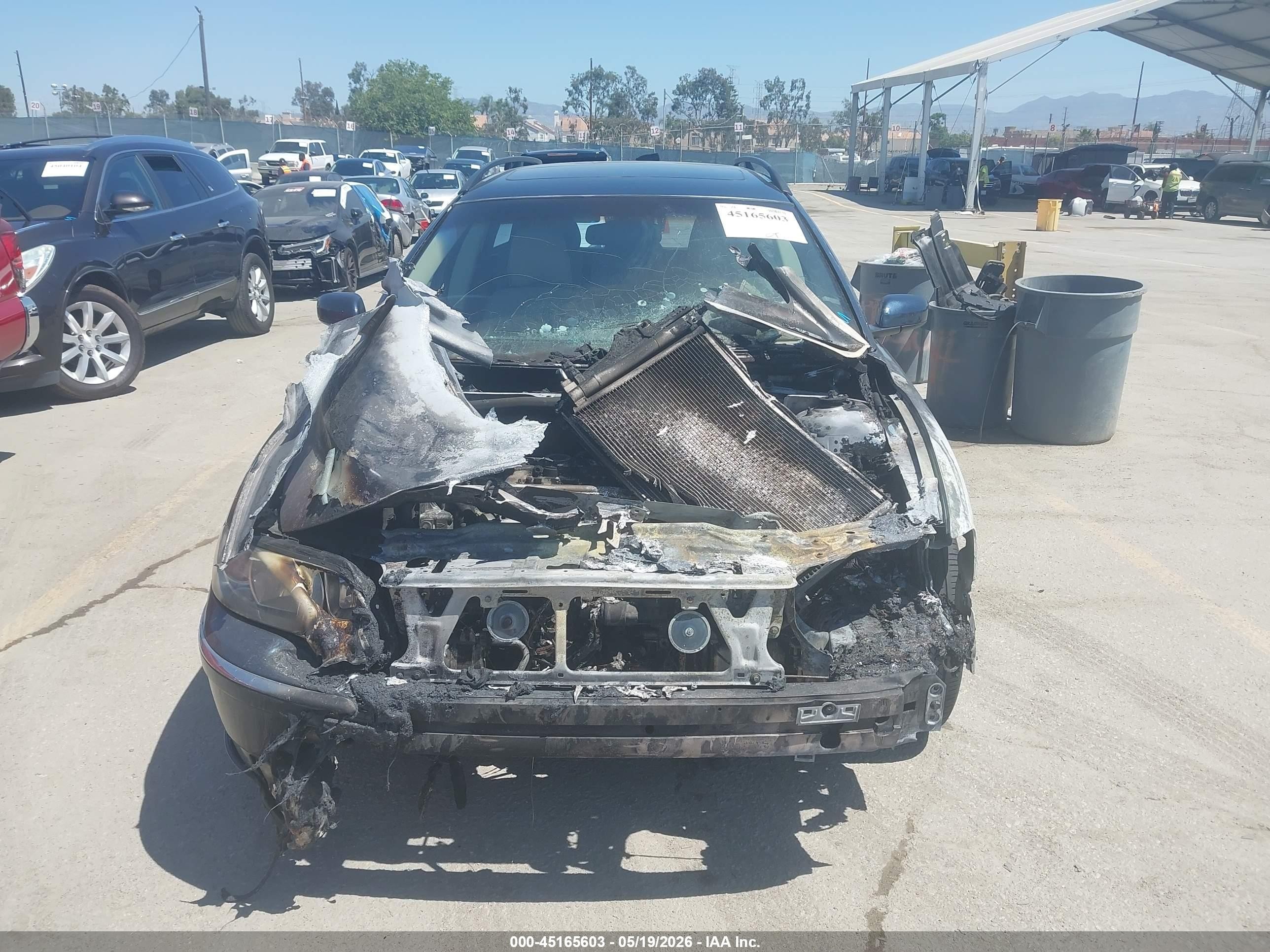2006 Volvo V70 2.5t Blue vin: YV1SW592062581161