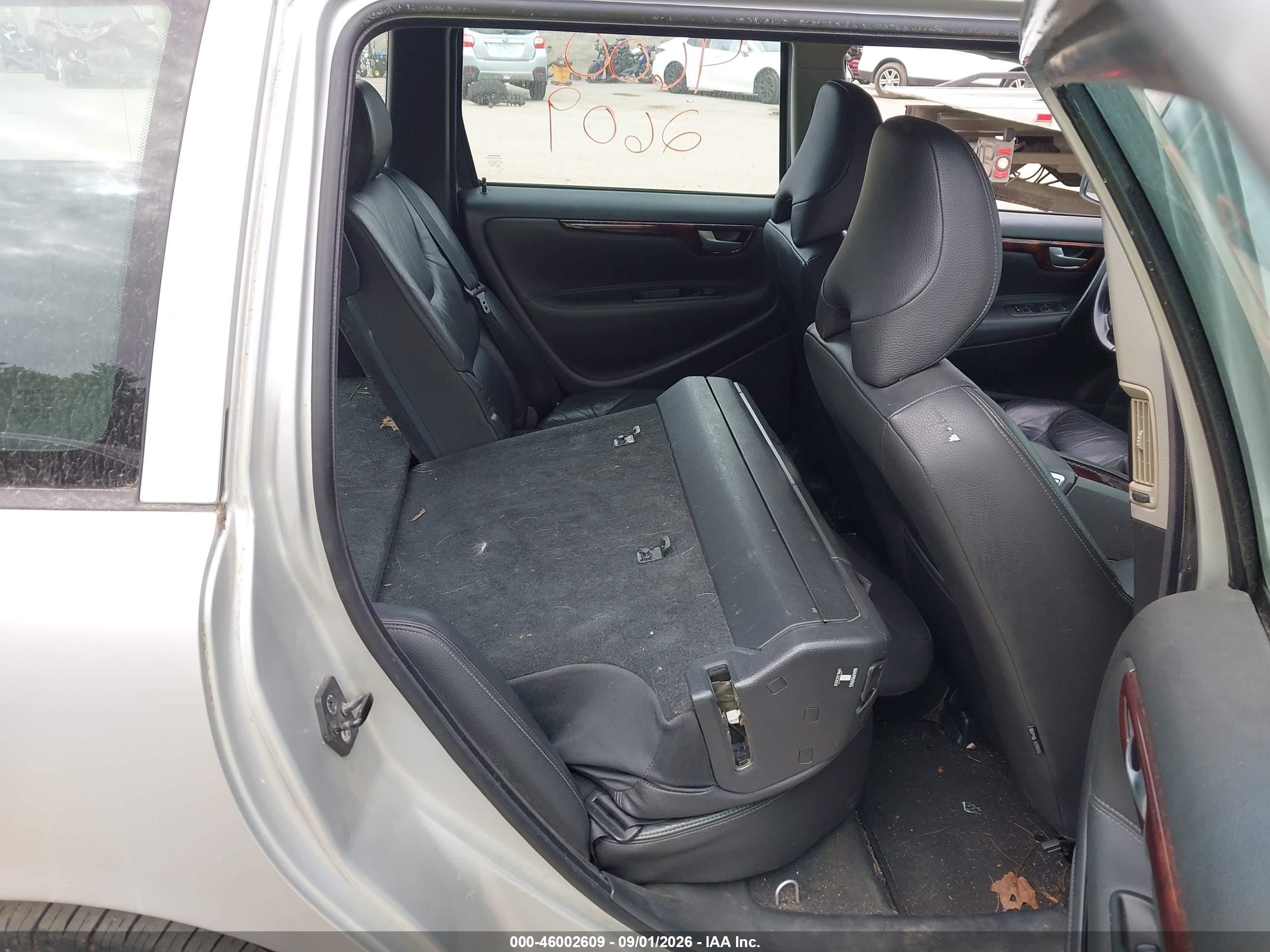 2006 Volvo V70 2.5t Silver vin: YV1SW592262563941