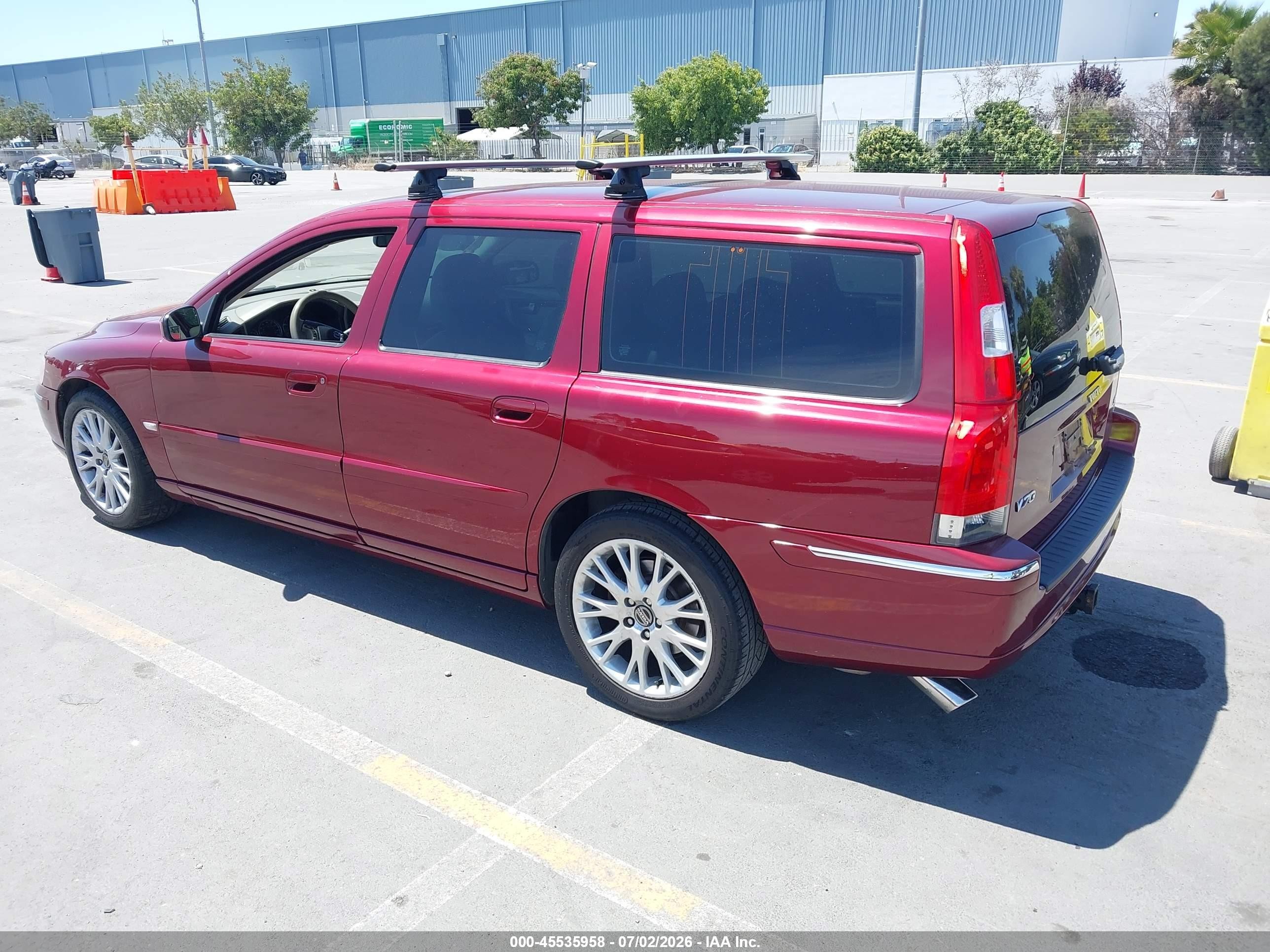2006 Volvo V70 2.5t Burgundy vin: YV1SW592262595885