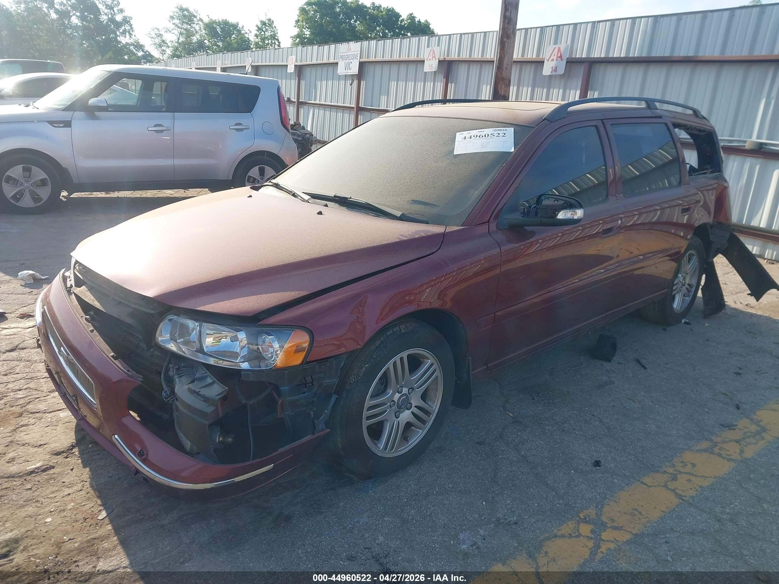 2007 Volvo V70 2.5t Maroon vin: YV1SW592271663786