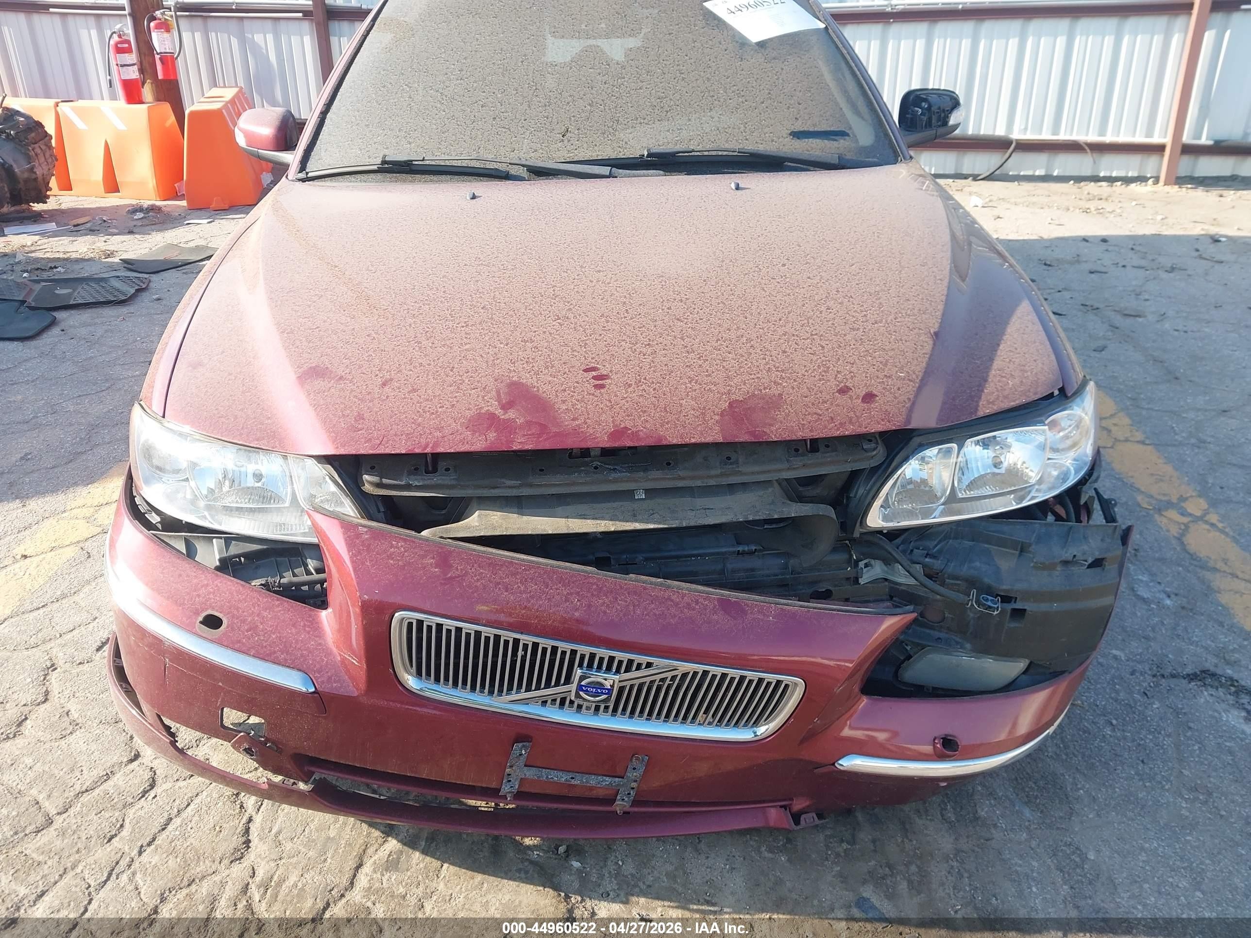 2007 Volvo V70 2.5t Maroon vin: YV1SW592271663786