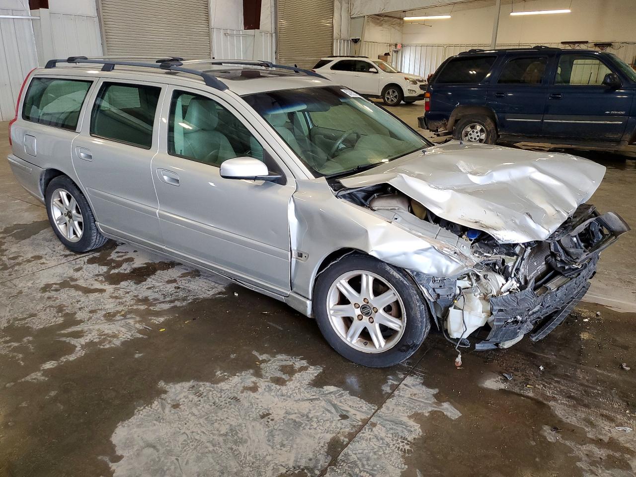 2005 Volvo V70 Fwd Silver vin: YV1SW592352491131