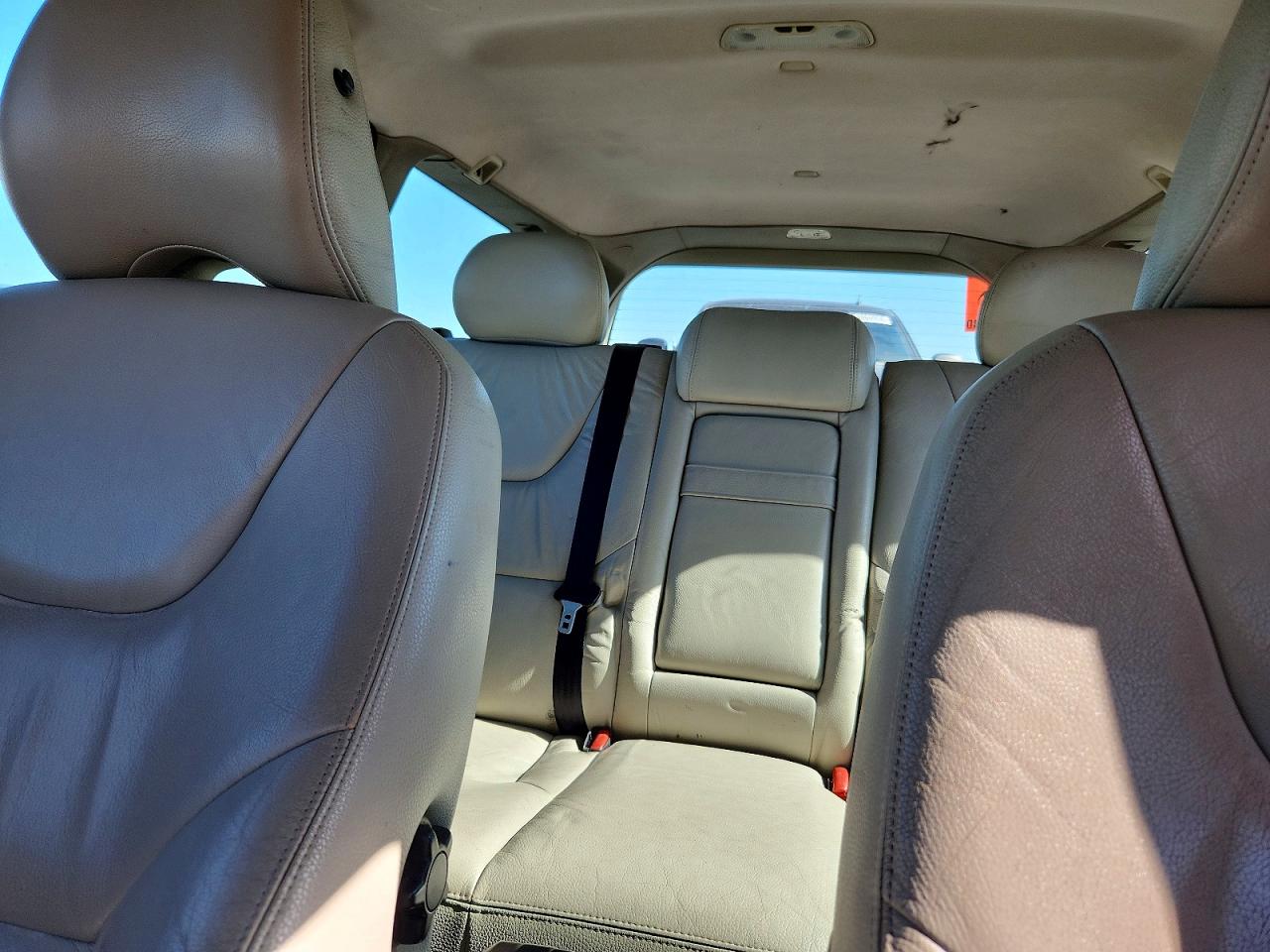 2006 Volvo V70 Red vin: YV1SW592462549815