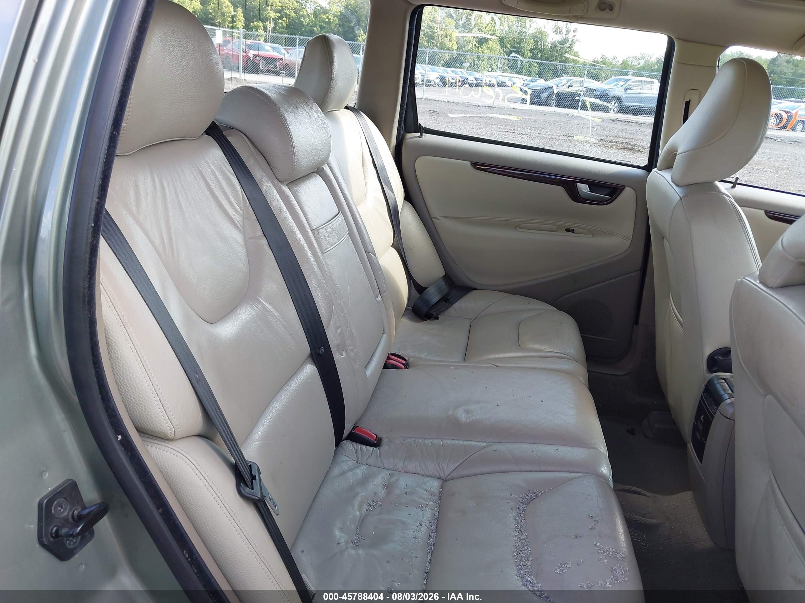2007 Volvo V70 2.5t Gray vin: YV1SW592672650212