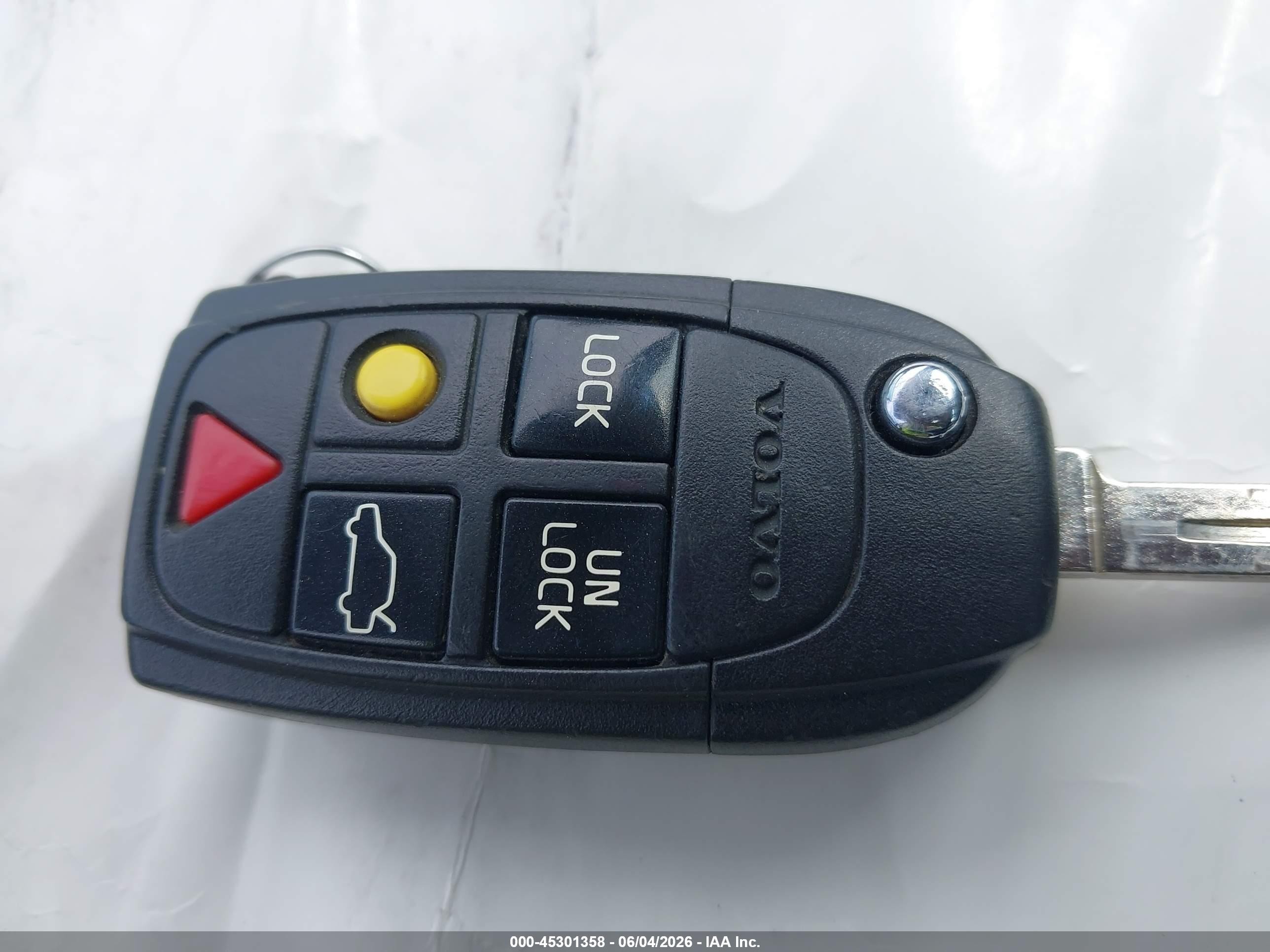 2005 Volvo V70 2.5t Black vin: YV1SW592851493513