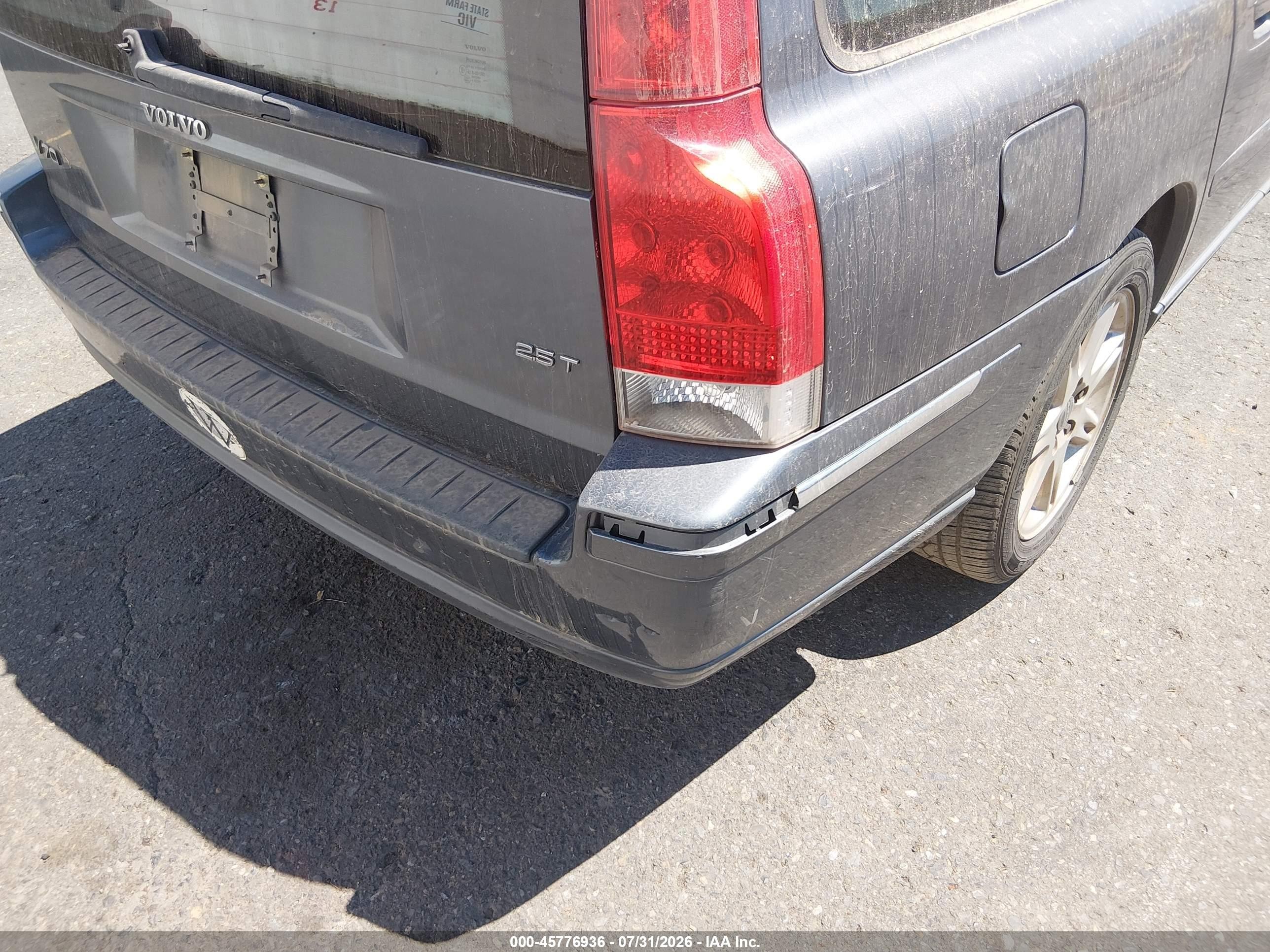 2005 Volvo V70 2.5t A/2.5t A Sr Gray vin: YV1SW592952470929