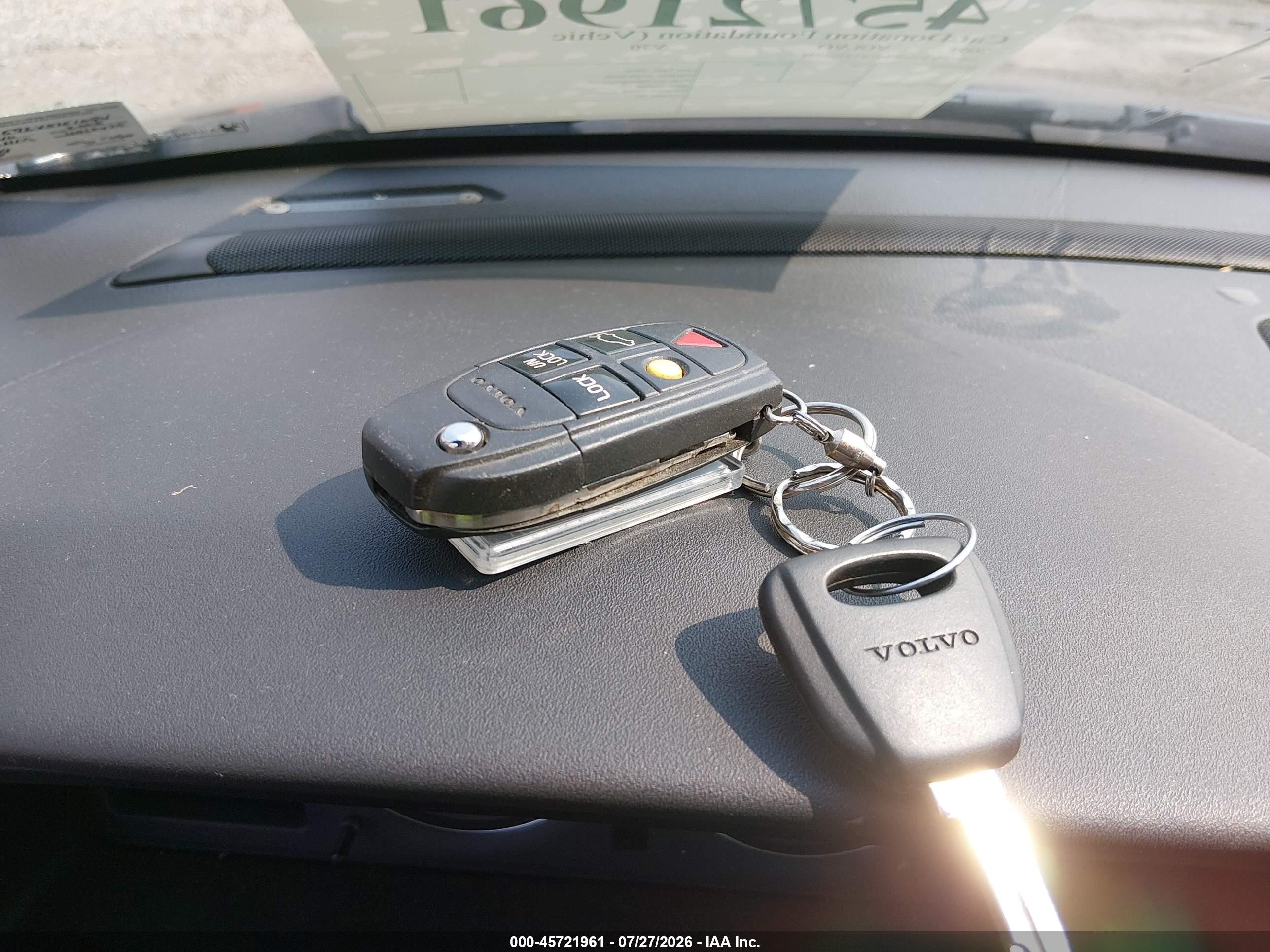 2005 Volvo V70 2.5t A/2.5t A Sr Gray vin: YV1SW592X51510294