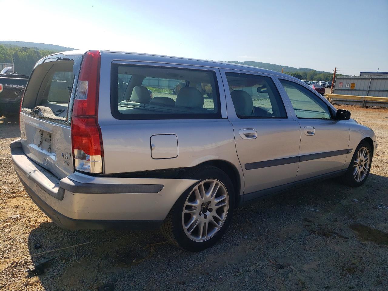 2004 Volvo V70 Fwd Silver vin: YV1SW59V242451163