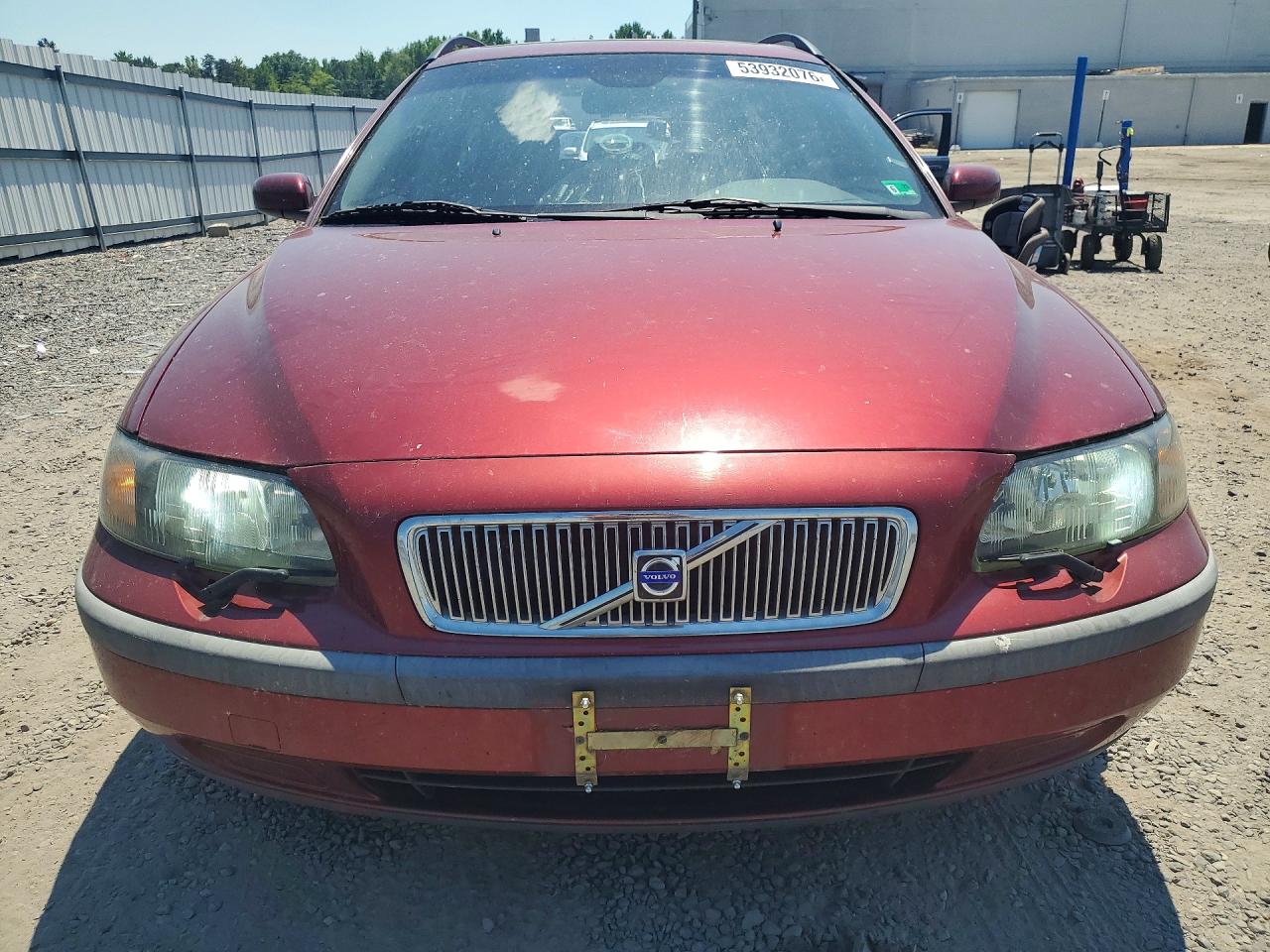 2004 Volvo V70 Fwd Red vin: YV1SW59V542438567
