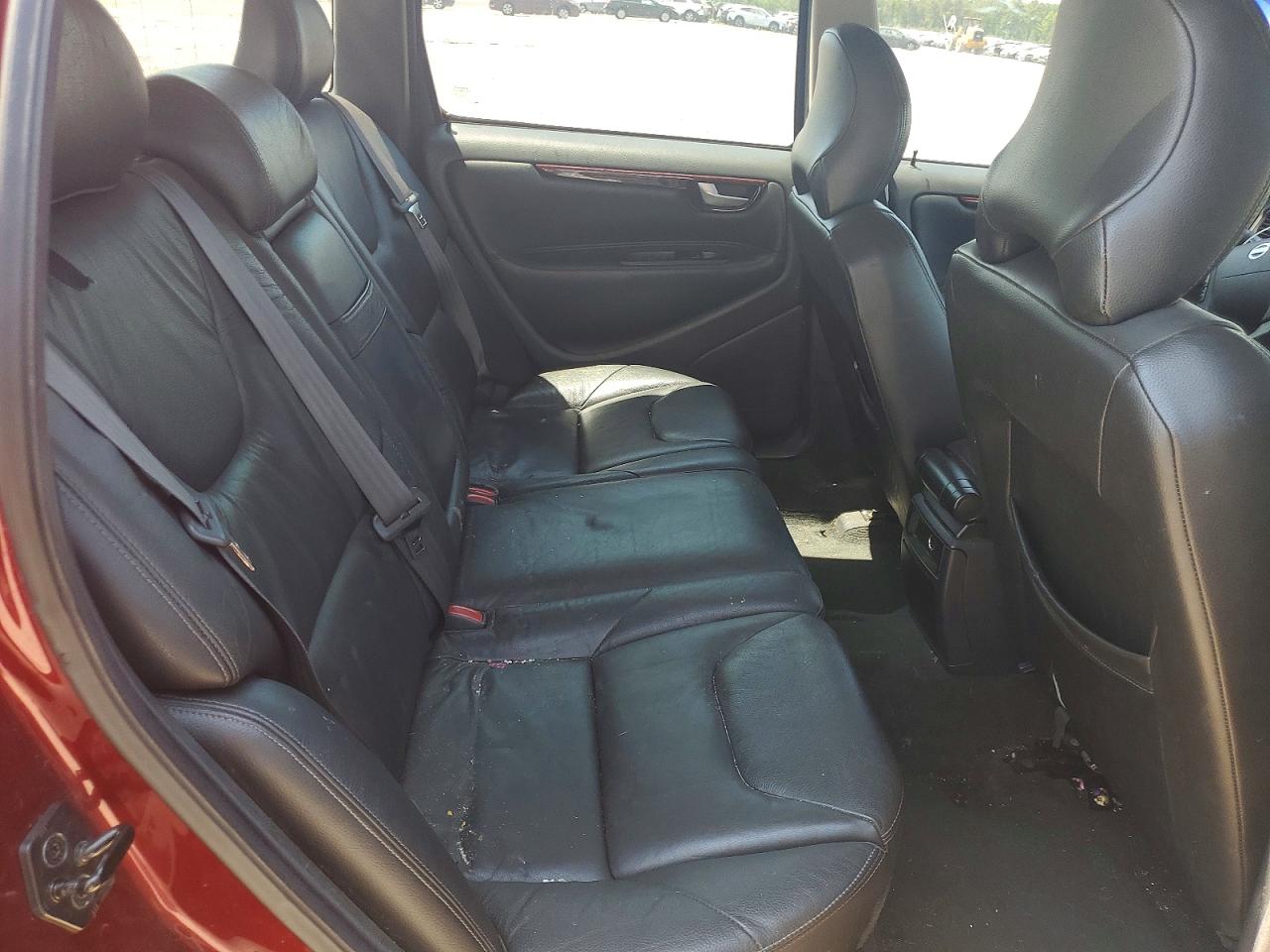 2004 Volvo V70 Fwd Red vin: YV1SW59V542438567