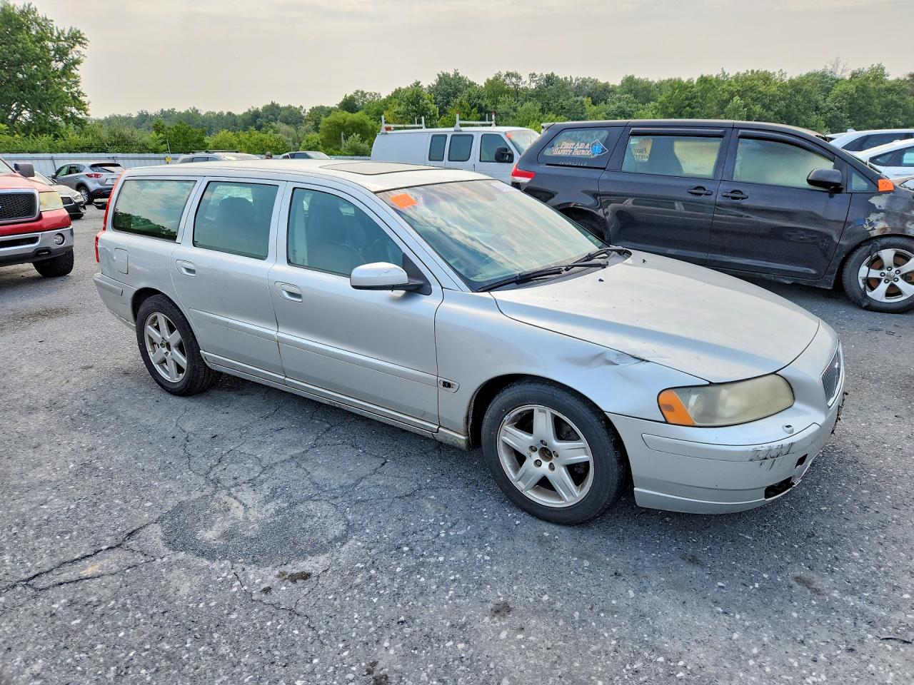 2006 Volvo V70 Серебряный vin: YV1SW612062531572