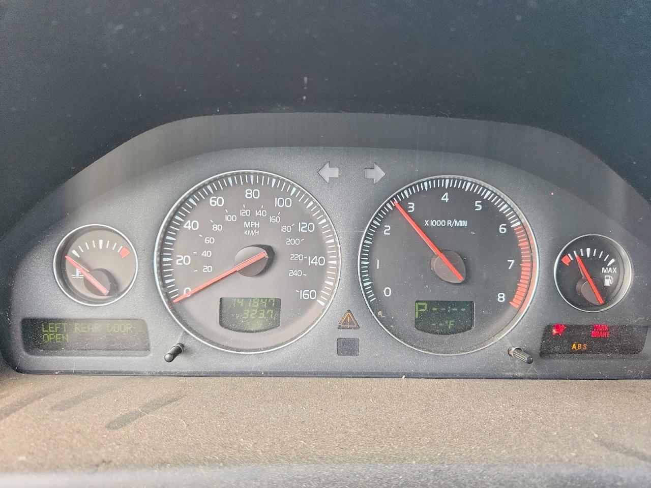 2006 Volvo V70 Серебряный vin: YV1SW612062531572