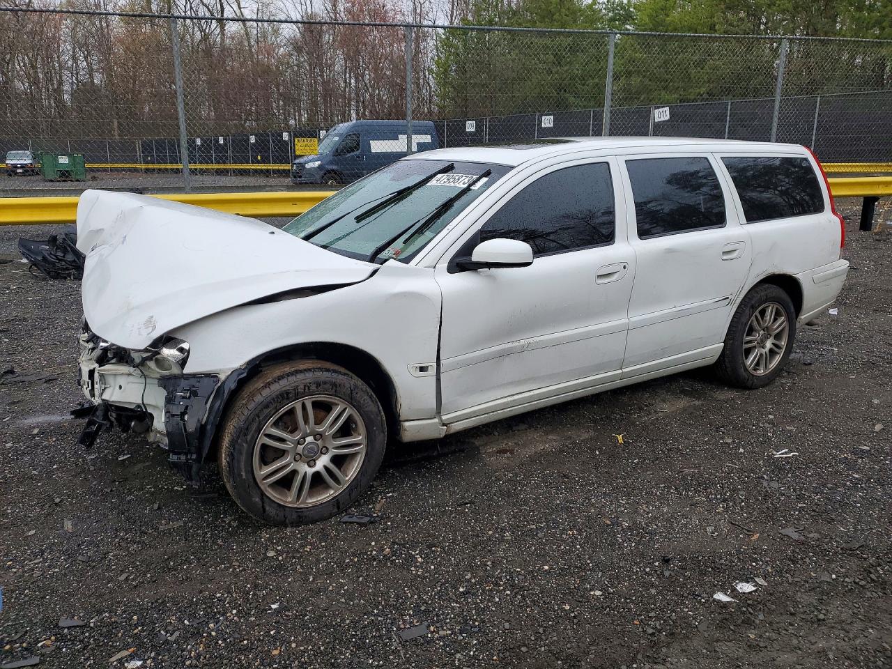 2006 Volv V70 White vin: YV1SW612162587049