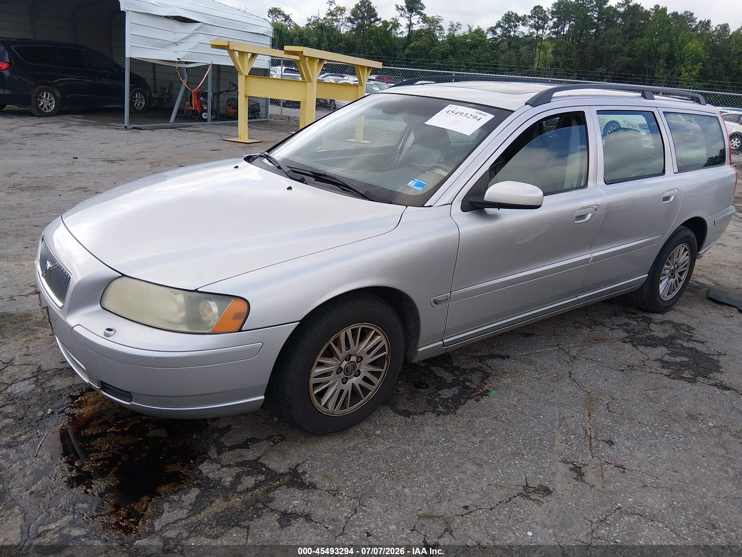 2005 Volvo V70 2.4 A/2.4 A Sr/2.4 M/2.4 M Sr Silver vin: YV1SW612451510759