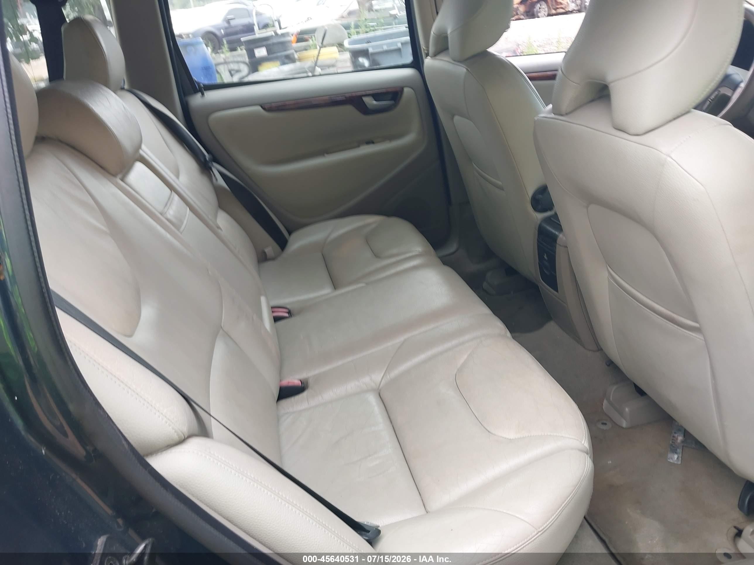 2006 Volvo V70 2.4 Blue vin: YV1SW612561536756