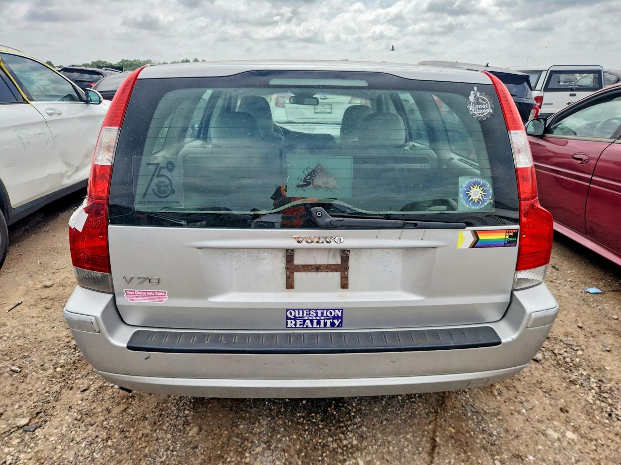 2005 Volvo V70 Серебряный vin: YV1SW612852496083