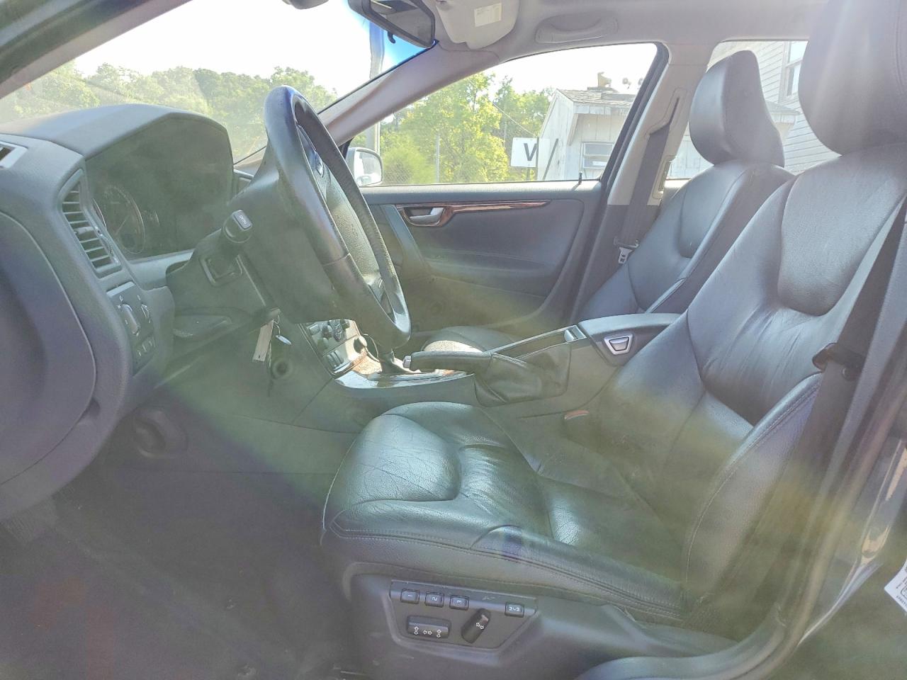 2006 Volvo V70 Blue vin: YV1SW612862549849