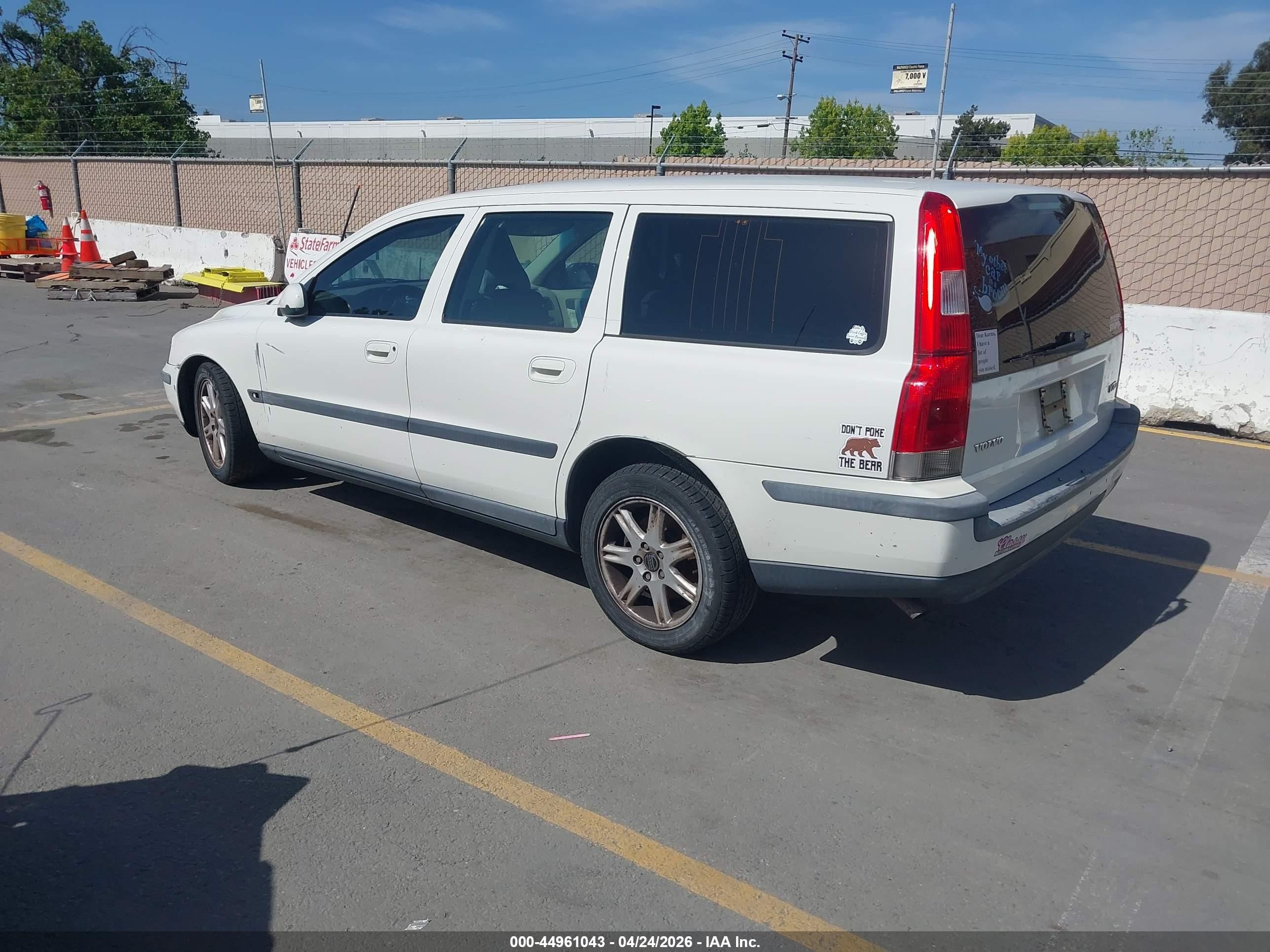 2002 Volvo V70 2.4 Белый vin: YV1SW61R521191350