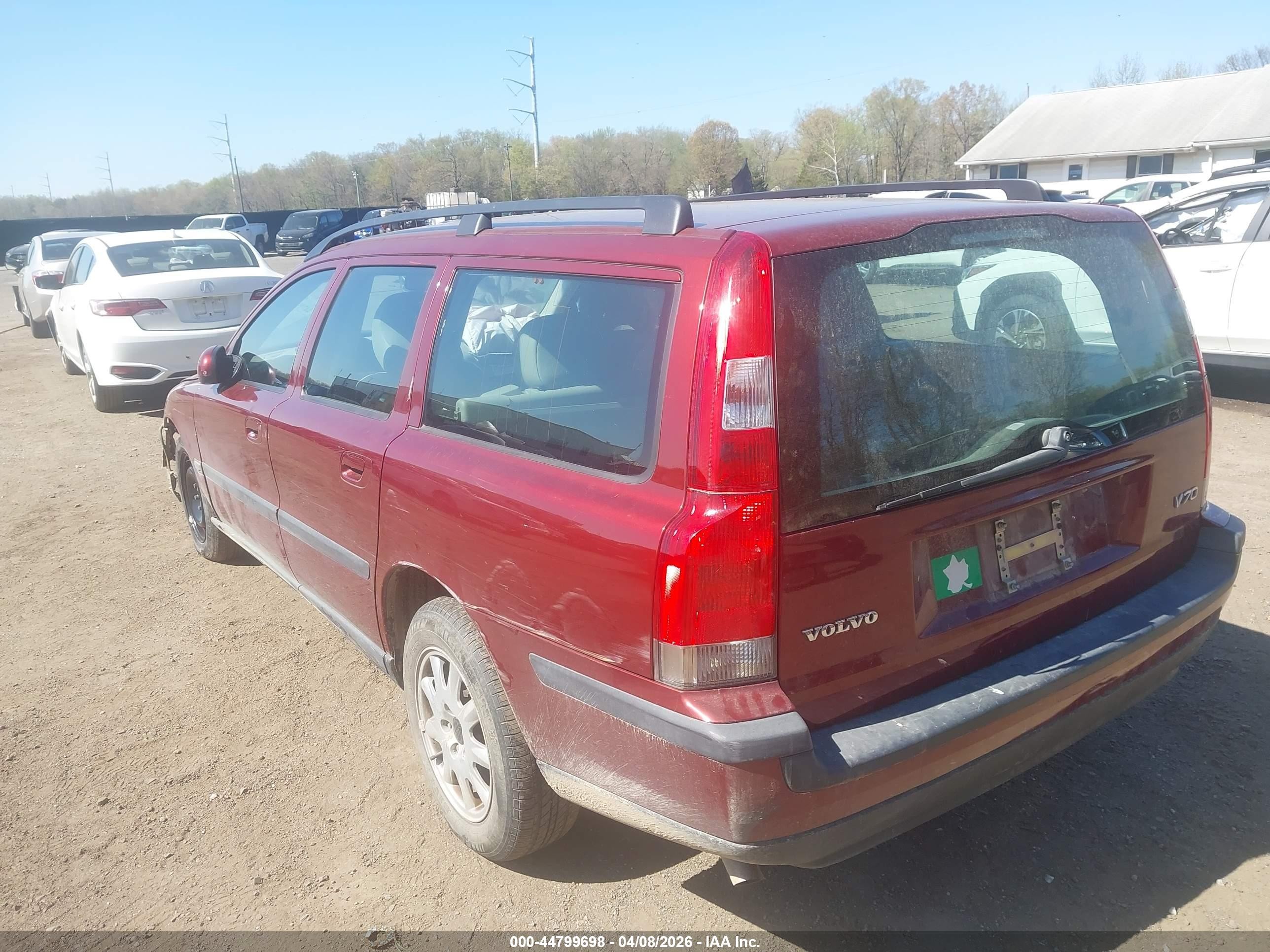 2001 Volvo V70 2.4 Red vin: YV1SW61RX11129103
