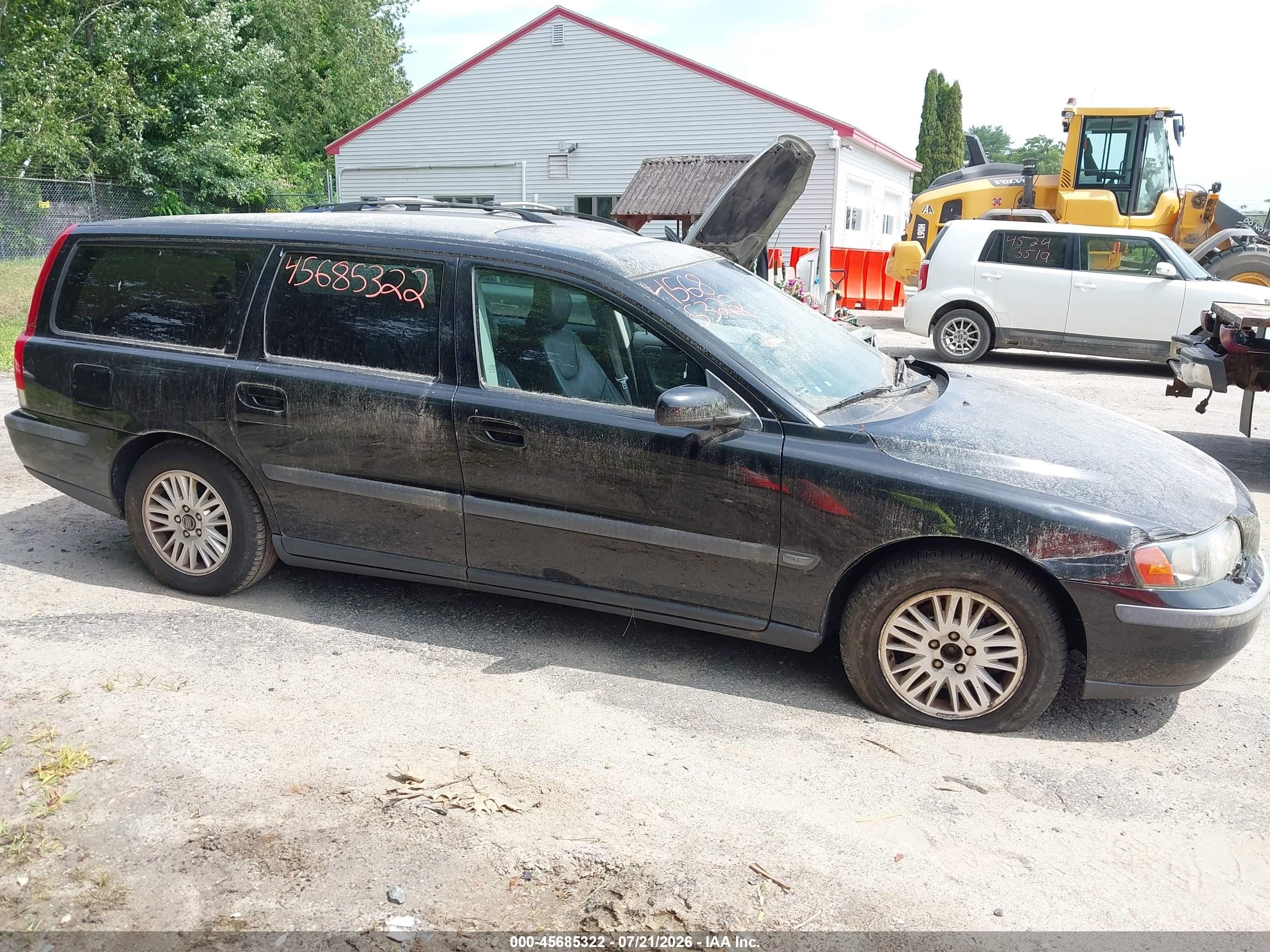 2004 Volvo V70 2.4 Black vin: YV1SW61T542371677